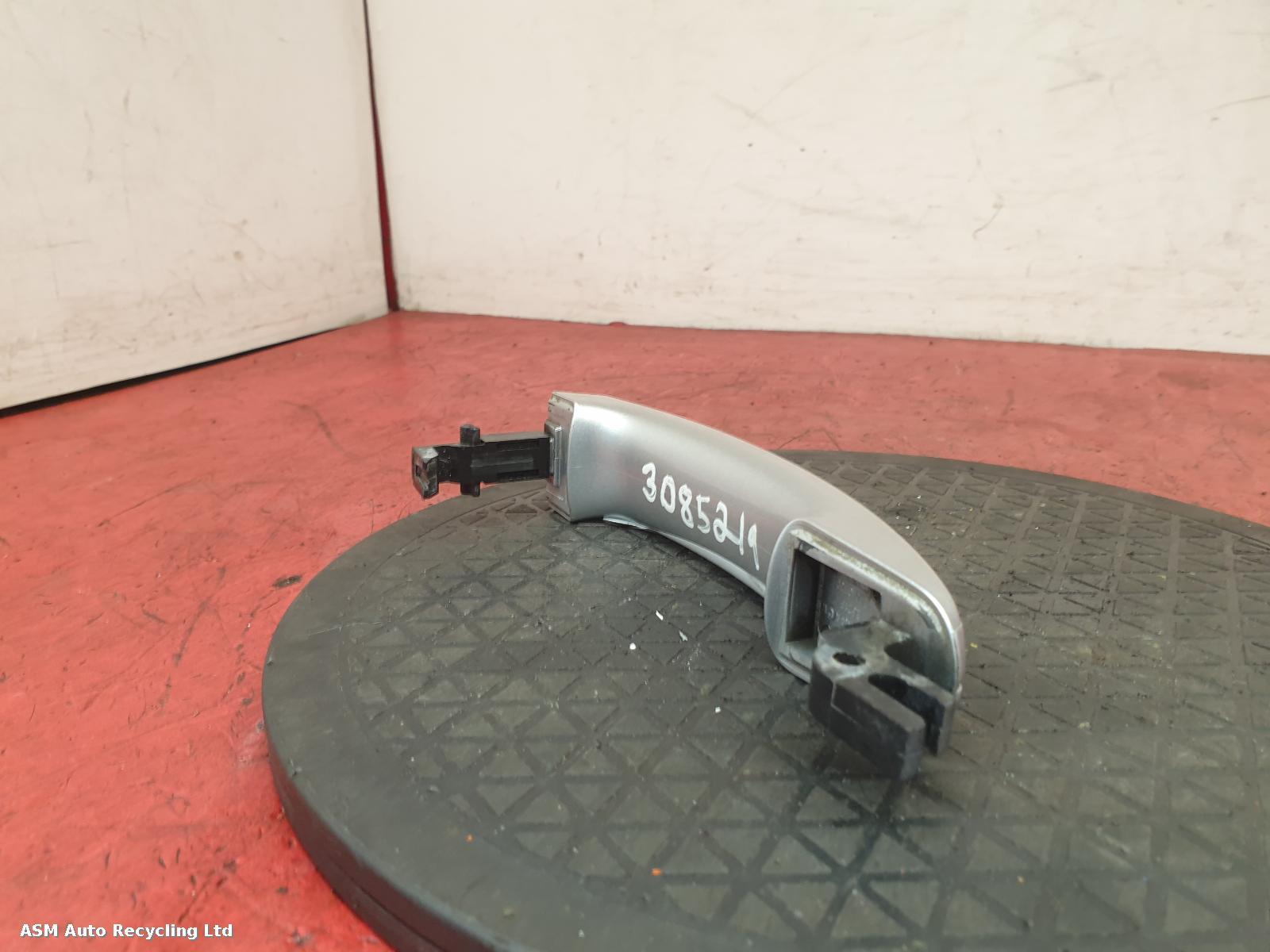 View Auto part Door Handle Ford Focus C Max 2009