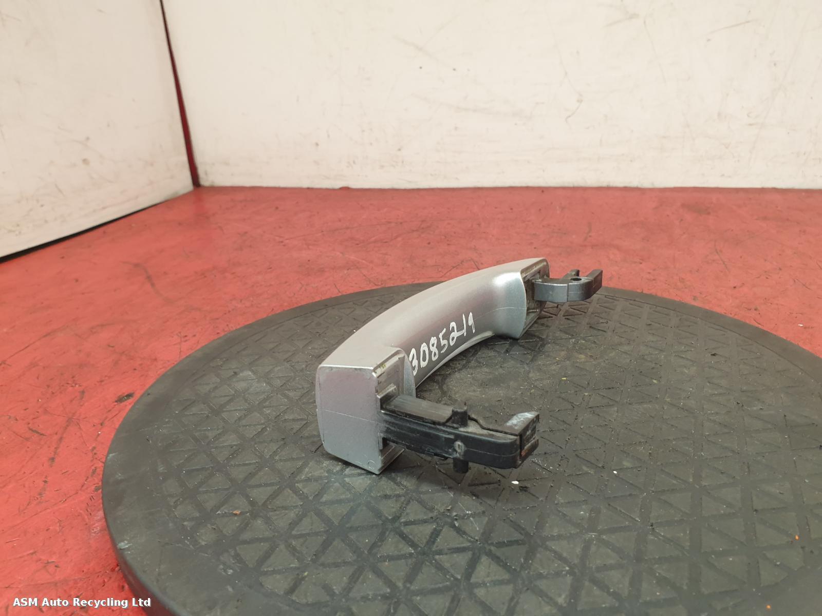 View Auto part Door Handle Ford Focus C Max 2009