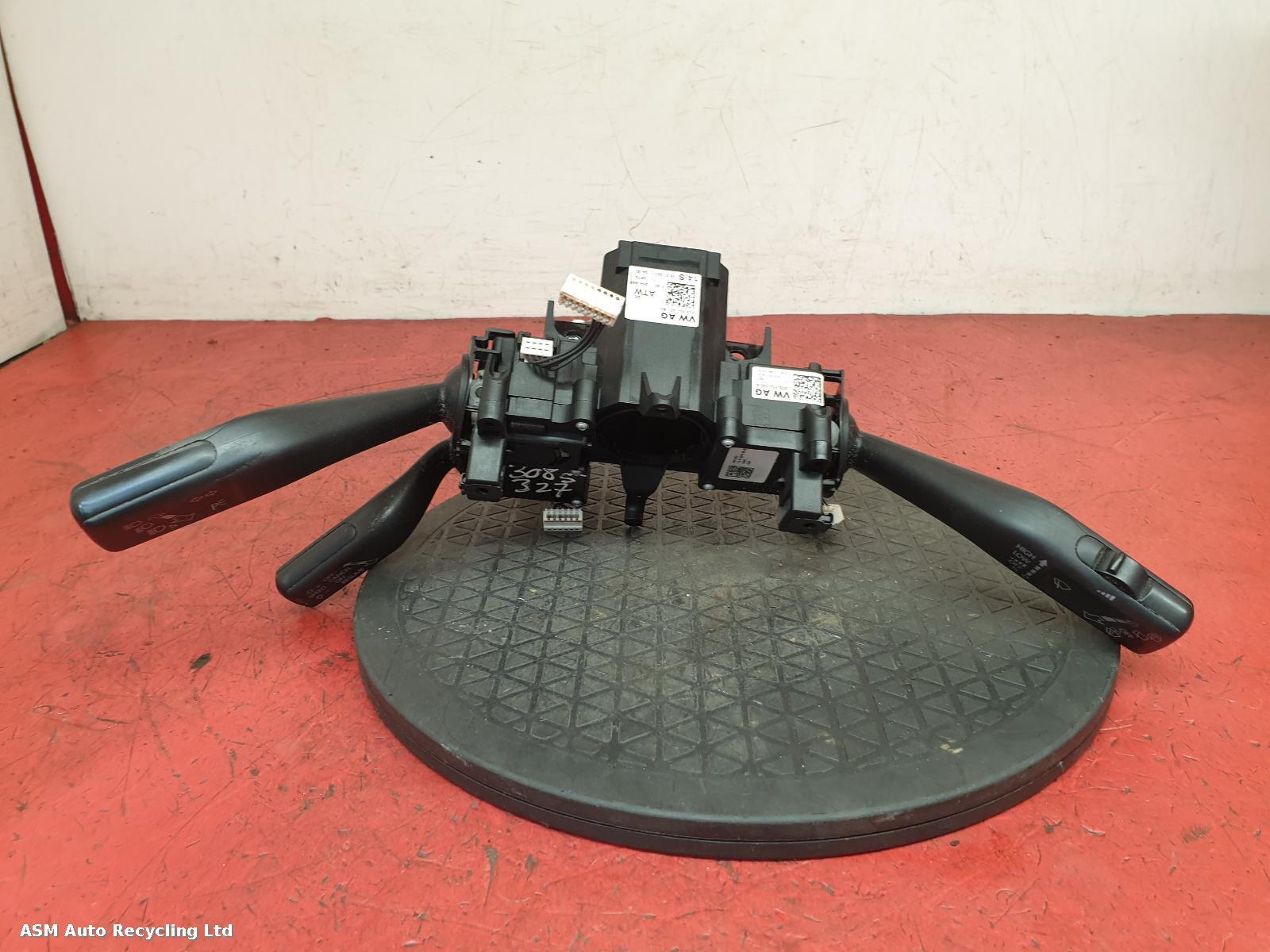 View Auto part Combination Switch Volkswagen Passat 2011