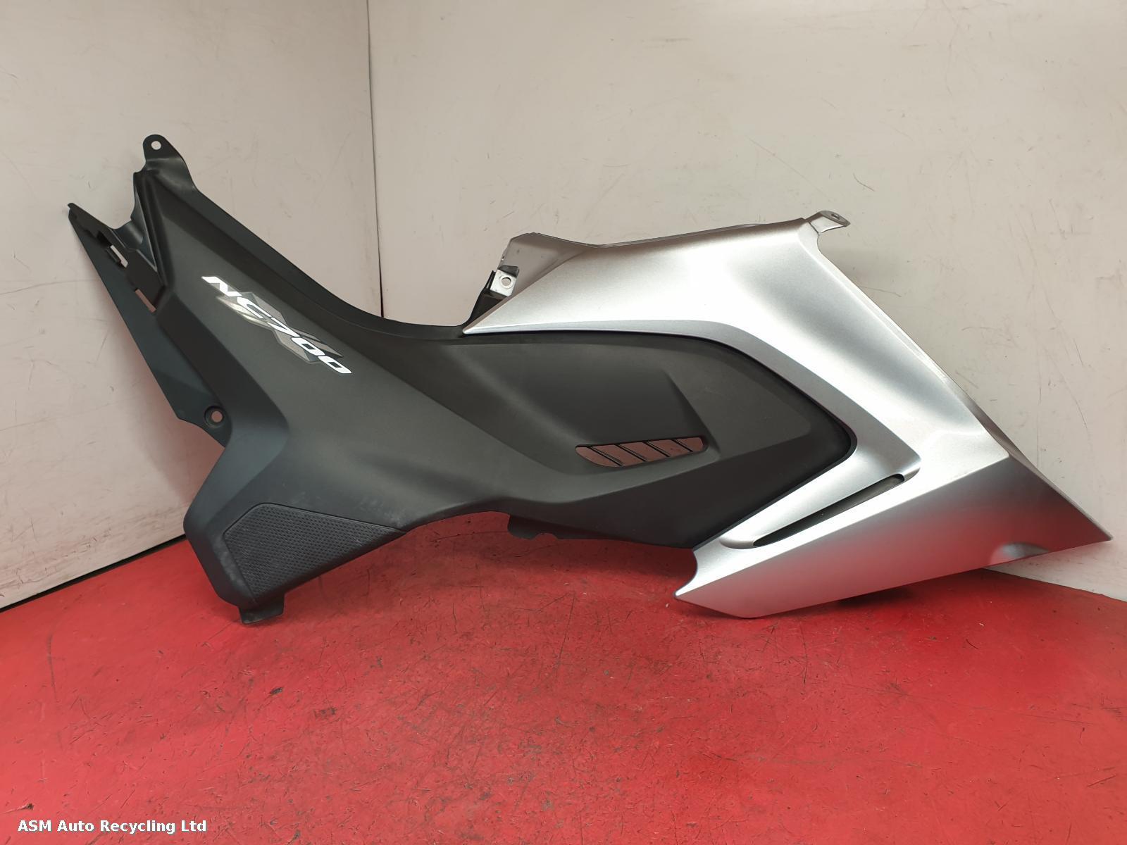 View Auto part Side Panel Right Honda Nc 700 2013