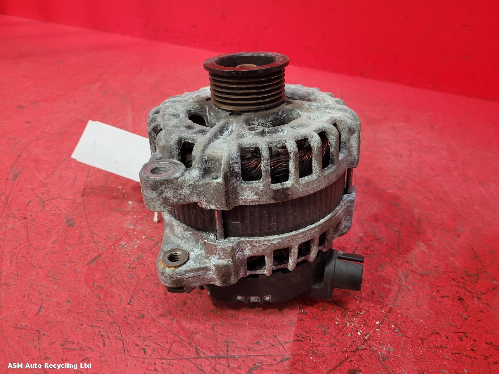 View Auto part Alternator Land Rover Range Rover Velar 2019