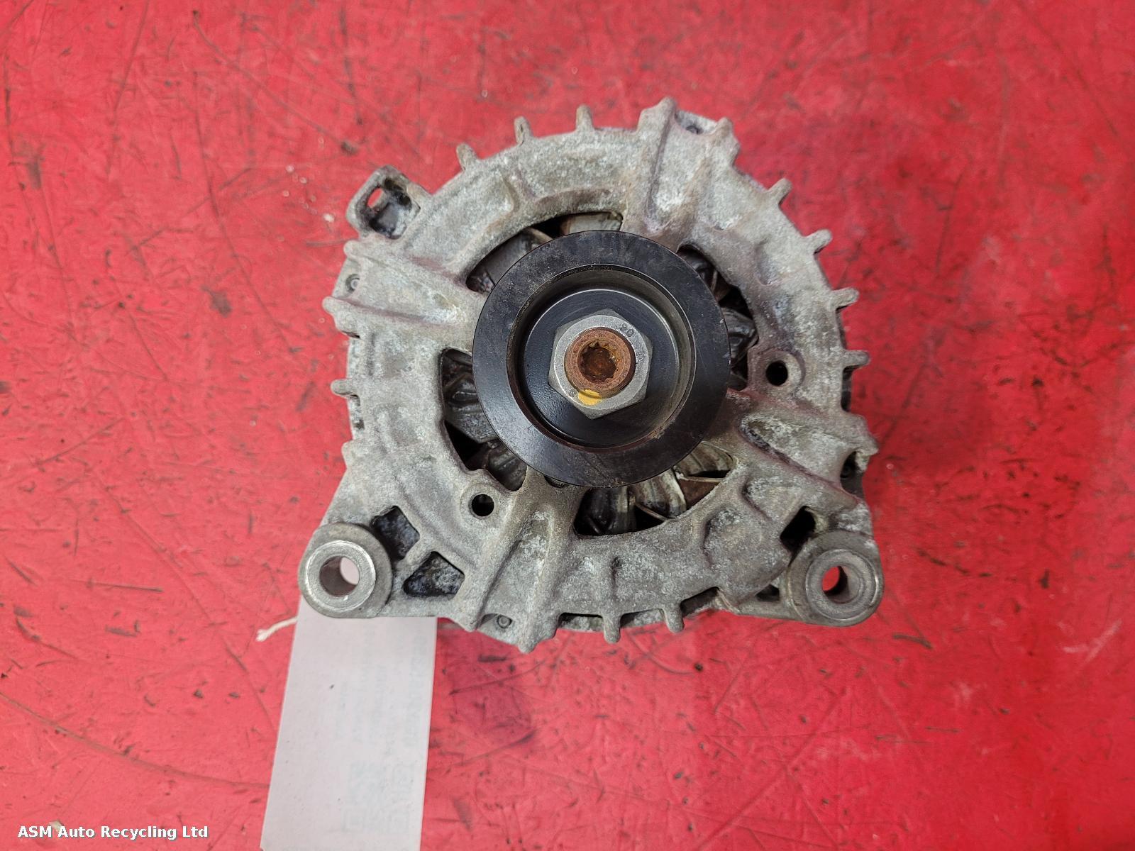 View Auto part Alternator Land Rover Range Rover Velar 2019