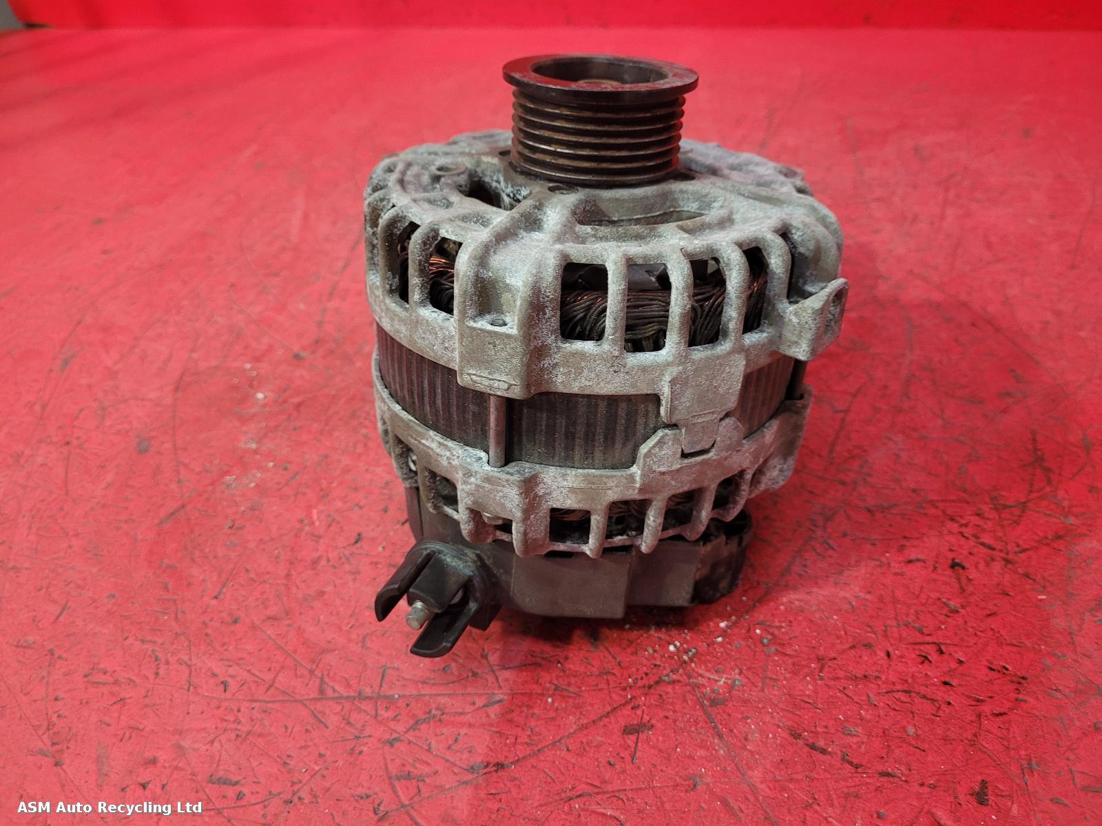 View Auto part Alternator Land Rover Range Rover Velar 2019