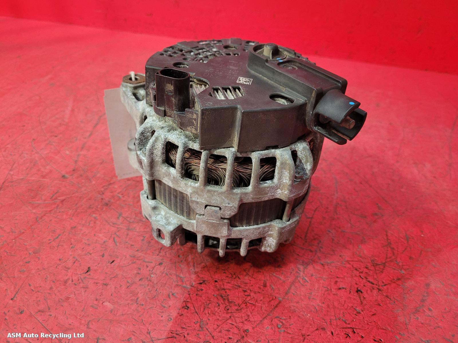View Auto part Alternator Land Rover Range Rover Velar 2019