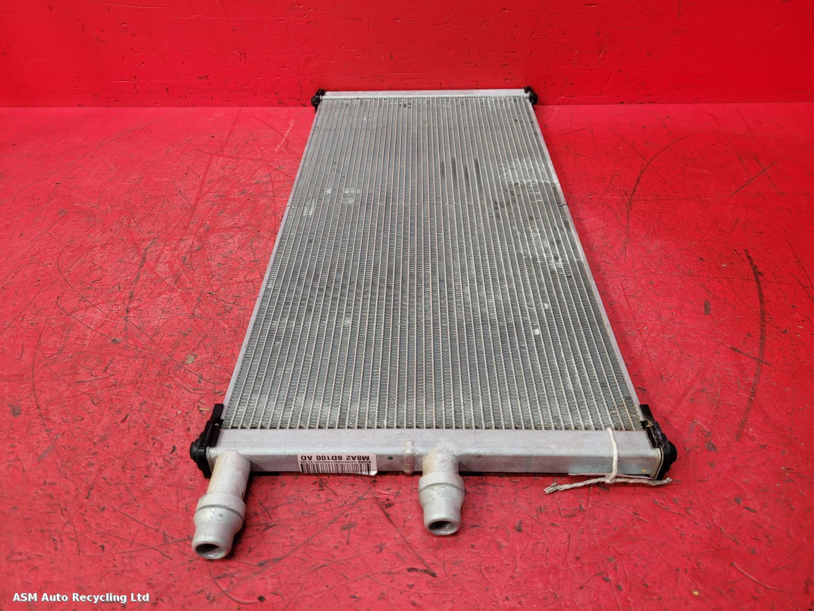 View Auto part Radiator Land Rover Range Rover Velar 2024