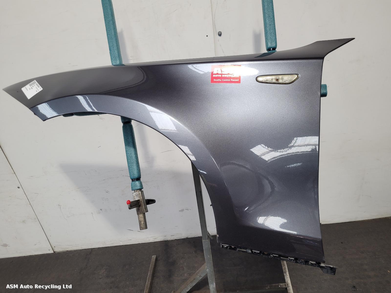 View Auto part L Wing Bmw 1 Series 2008