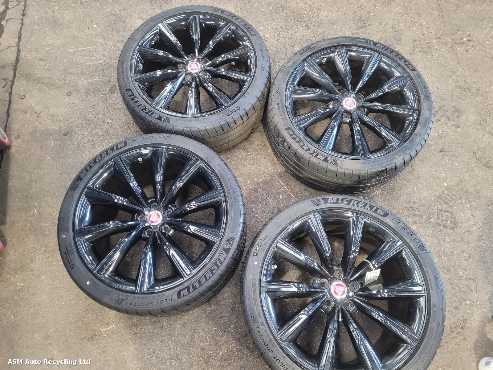 View Auto part Wheel Set Jaguar F Type 2021