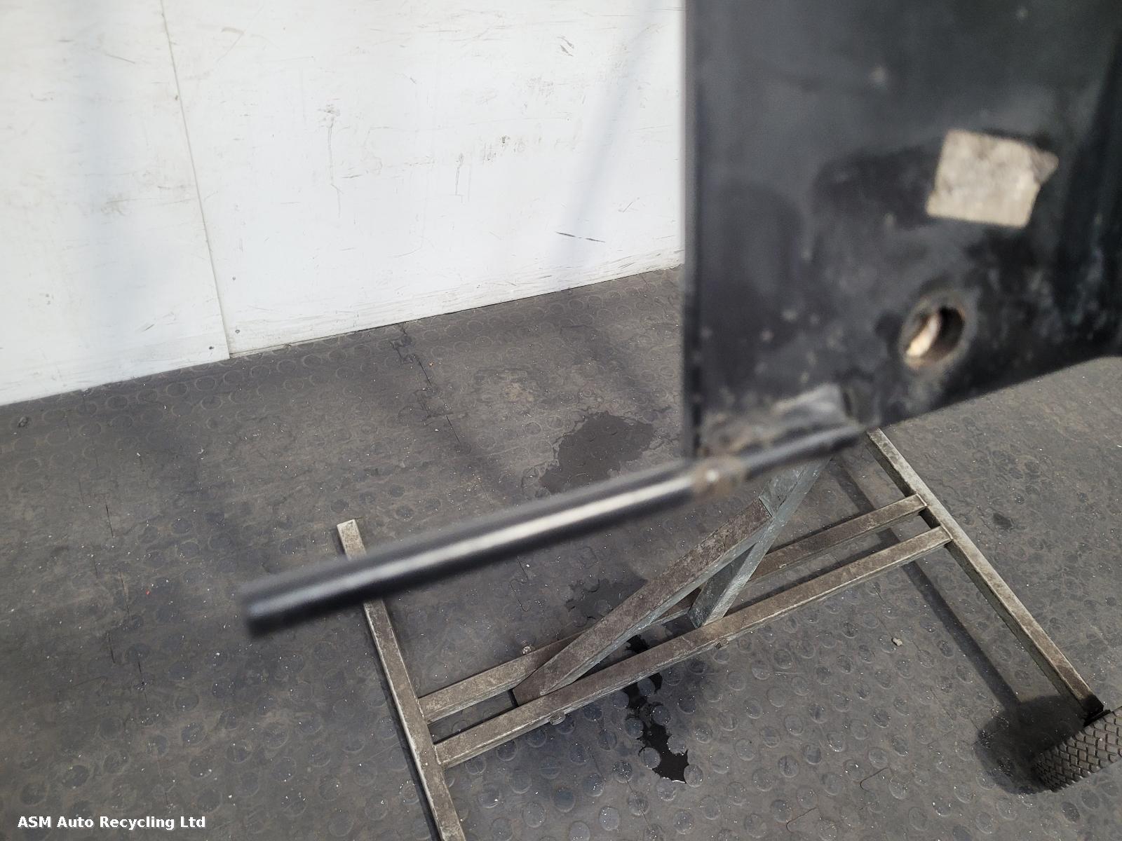 View Auto part Towbar Bmw 3 Series 2006
