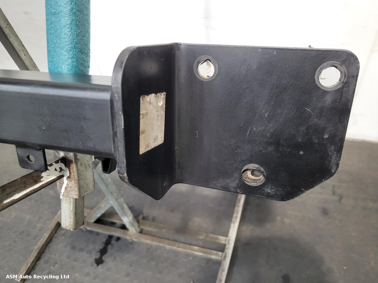 View Auto part Towbar Bmw 3 Series 2006