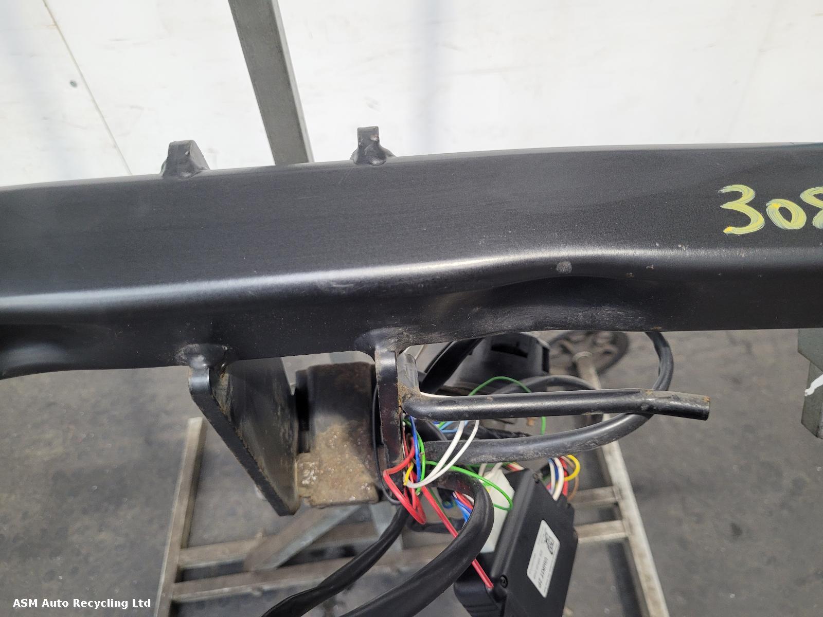 View Auto part Towbar Bmw 3 Series 2006