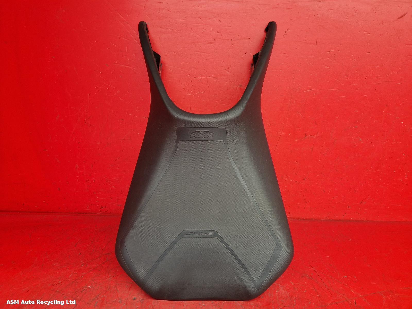 View Auto part Front Seat Ktm 390 Duke 2021
