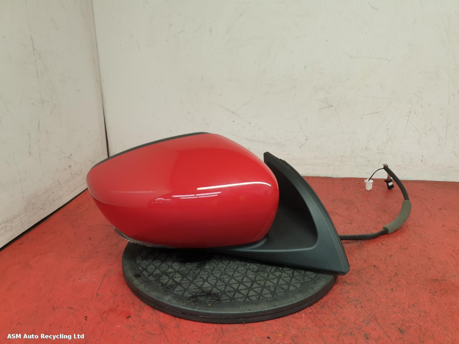 View Auto part R Door Mirror Nissan Leaf 2022