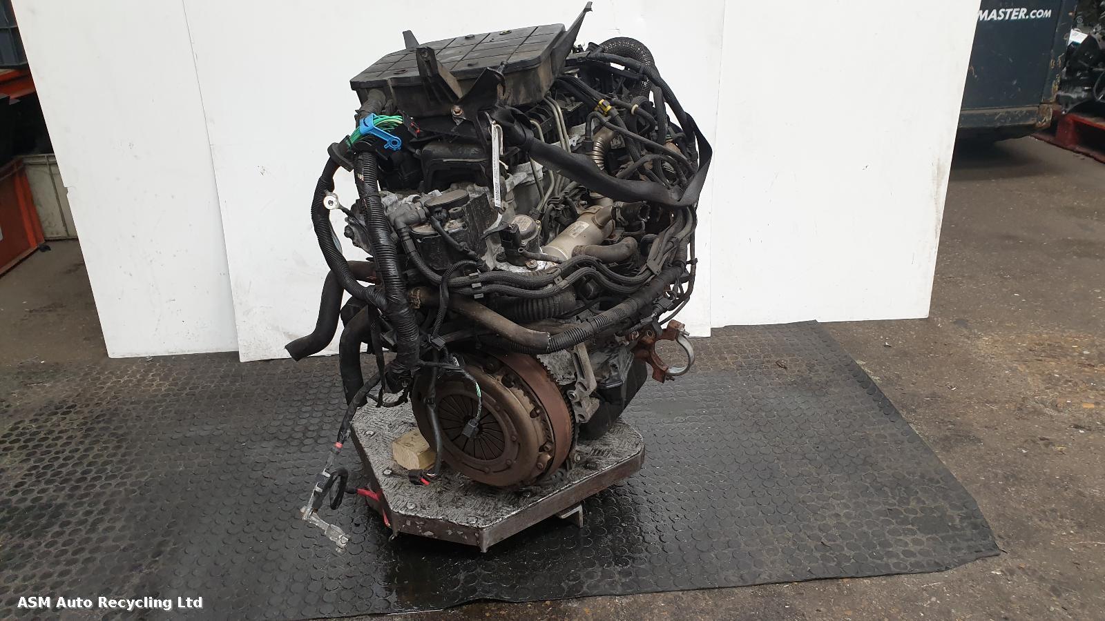 View Auto part Engine Ford Focus 2010