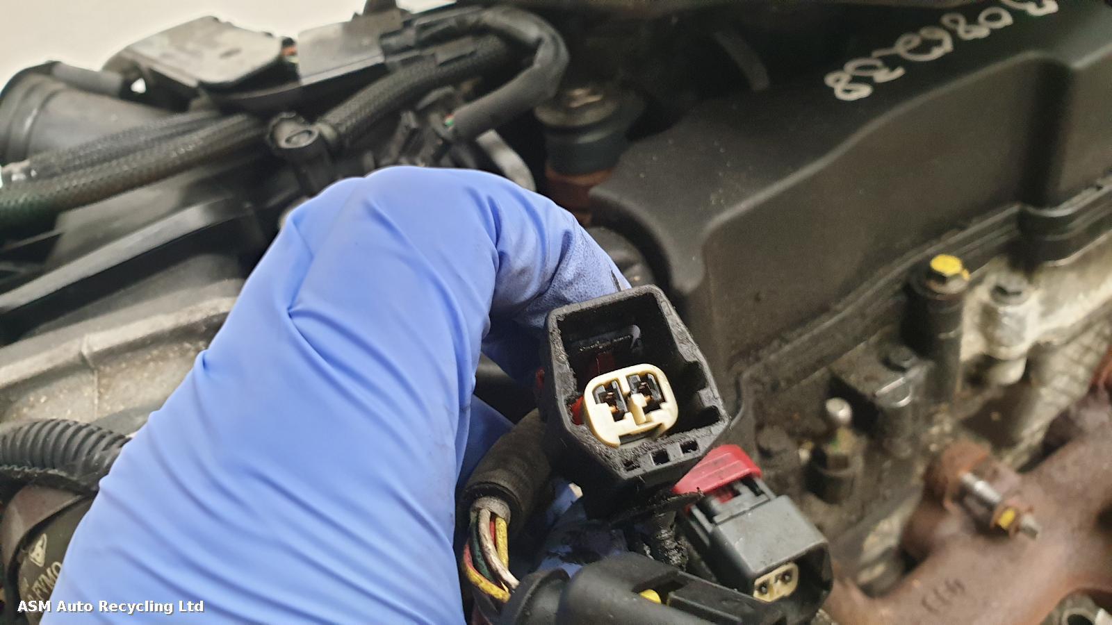 View Auto part Engine Ford Focus 2010