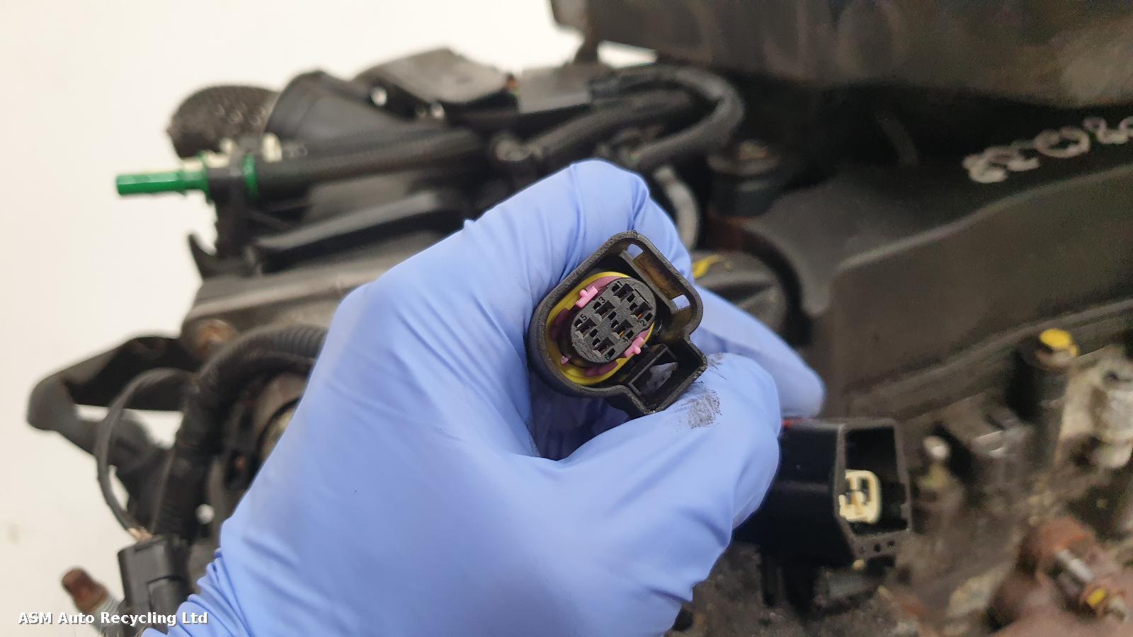 View Auto part Engine Ford Focus 2010