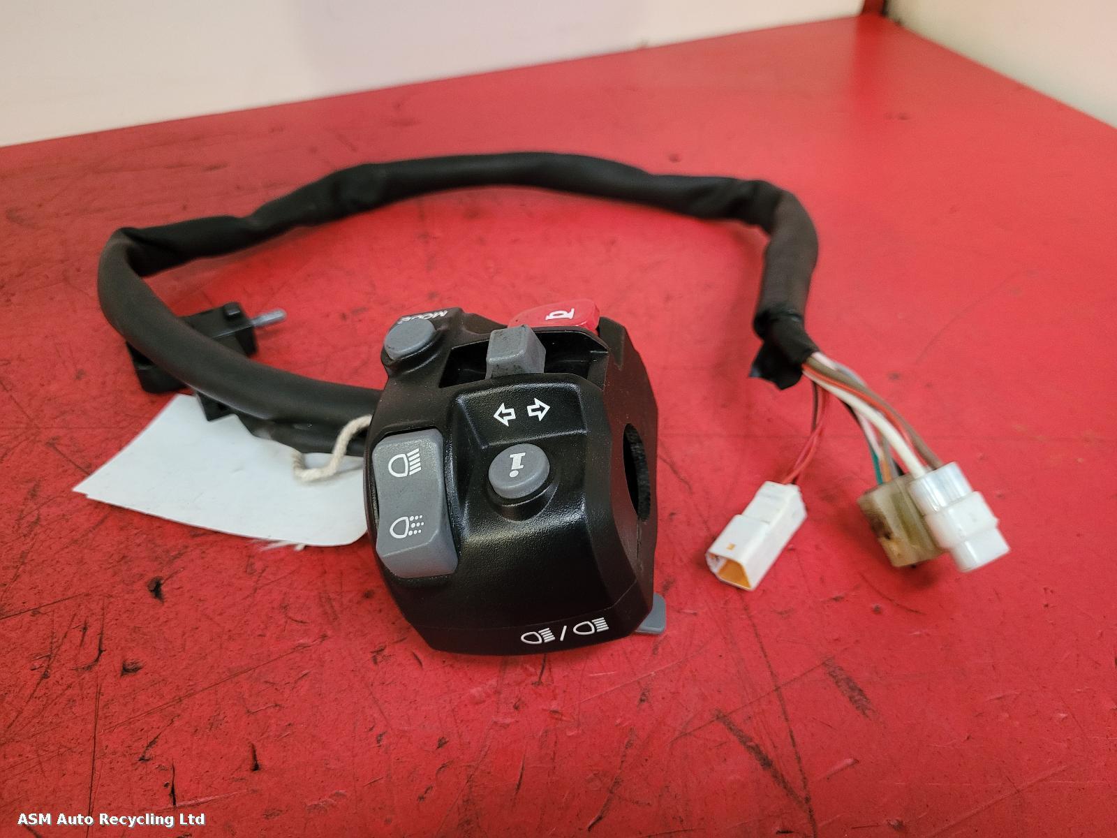 View Auto part LH Switch Gear Triumph Thruxton Rs 2019