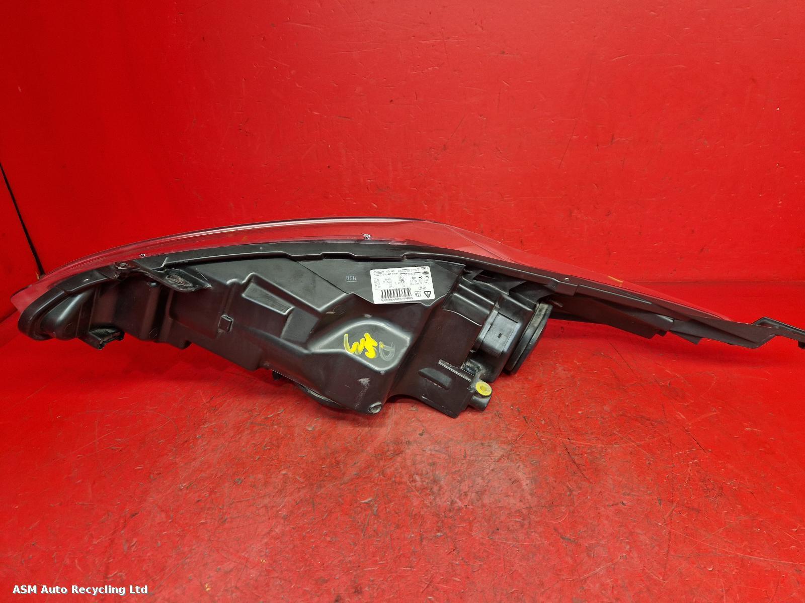 View Auto part R Headlamp Ford Fiesta 2010
