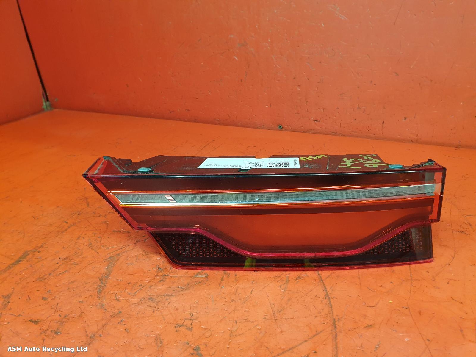 View Auto part R Taillight Jaguar F-pace 2021