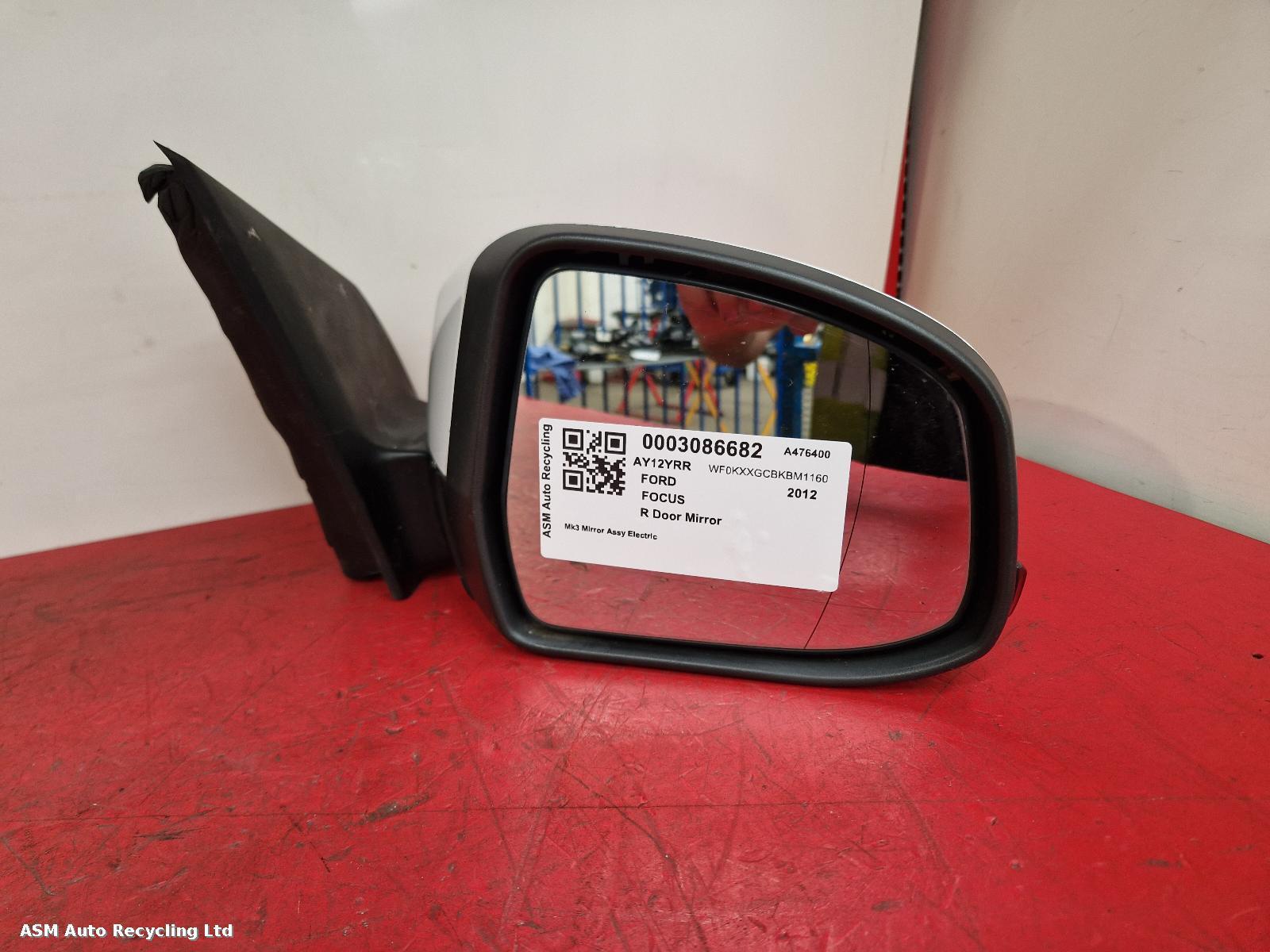 View Auto part R Door Mirror Ford Focus 2012