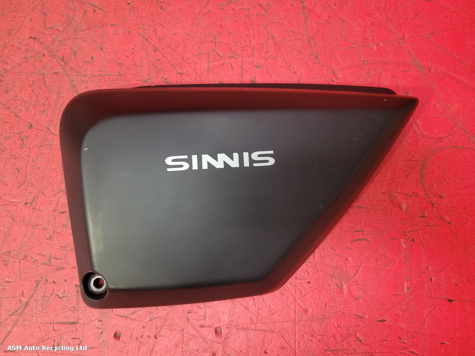 View Auto part Side Panel Left Sinnis Zs 125 Hoodlum 2019