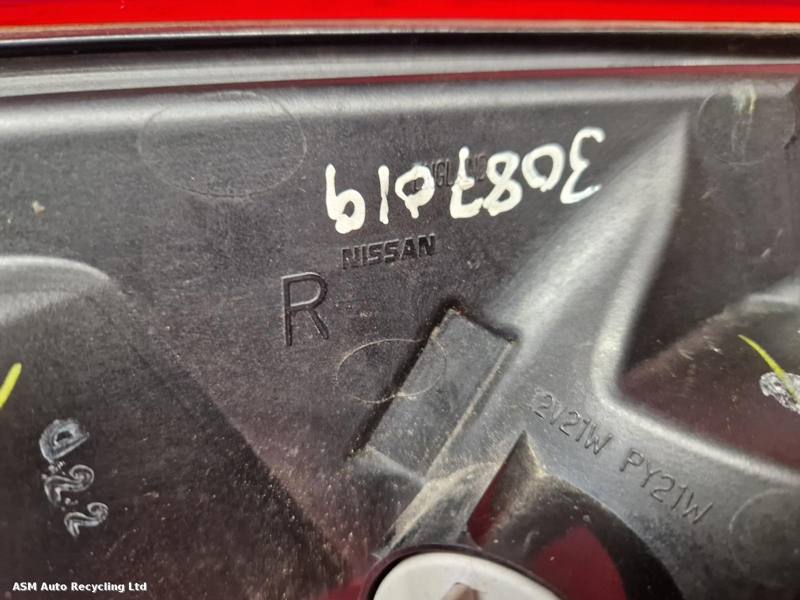 View Auto part R Taillight Nissan Qashqai 2015