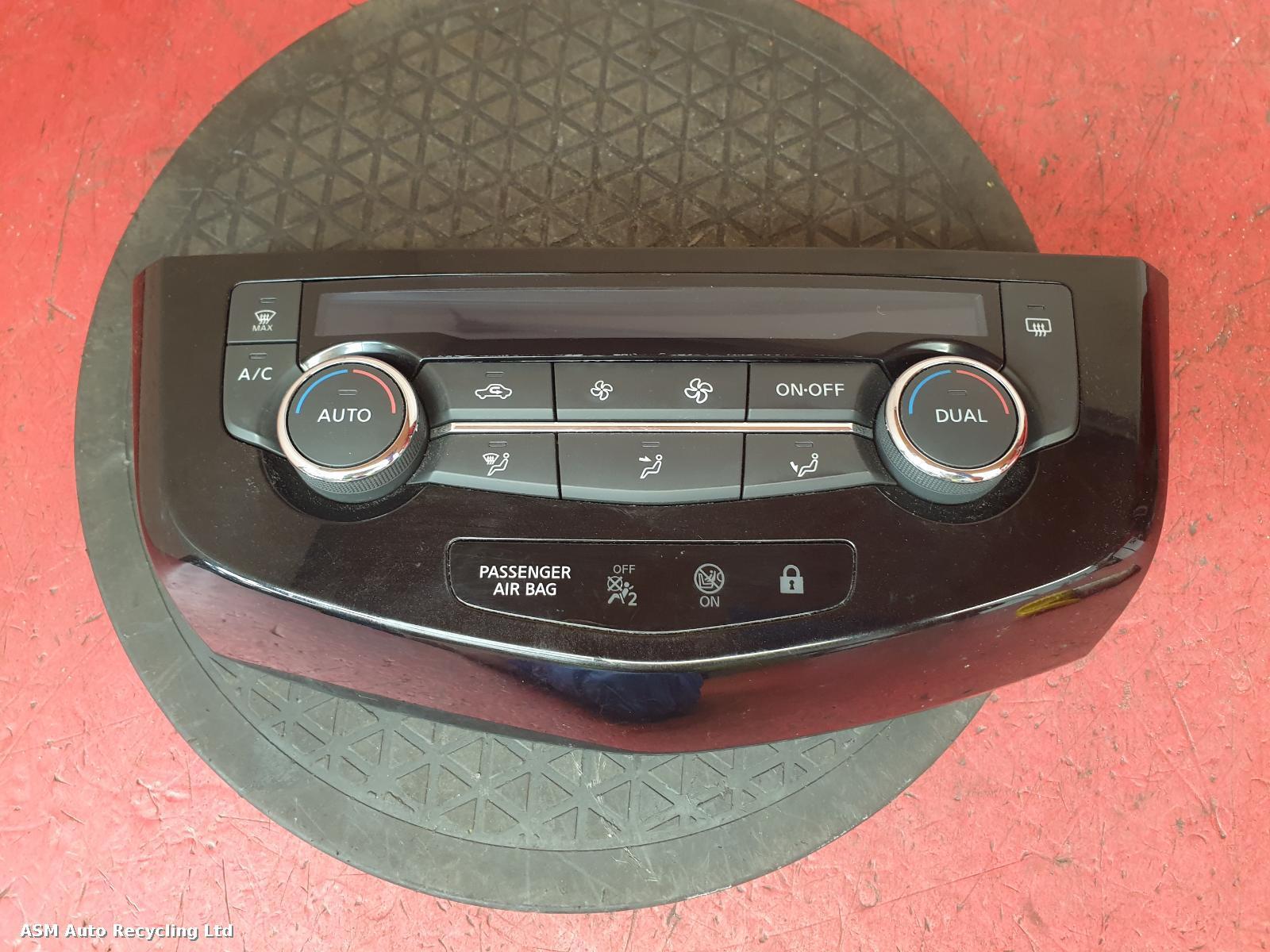 View Auto part Heater/AC Controller Nissan Qashqai 2015