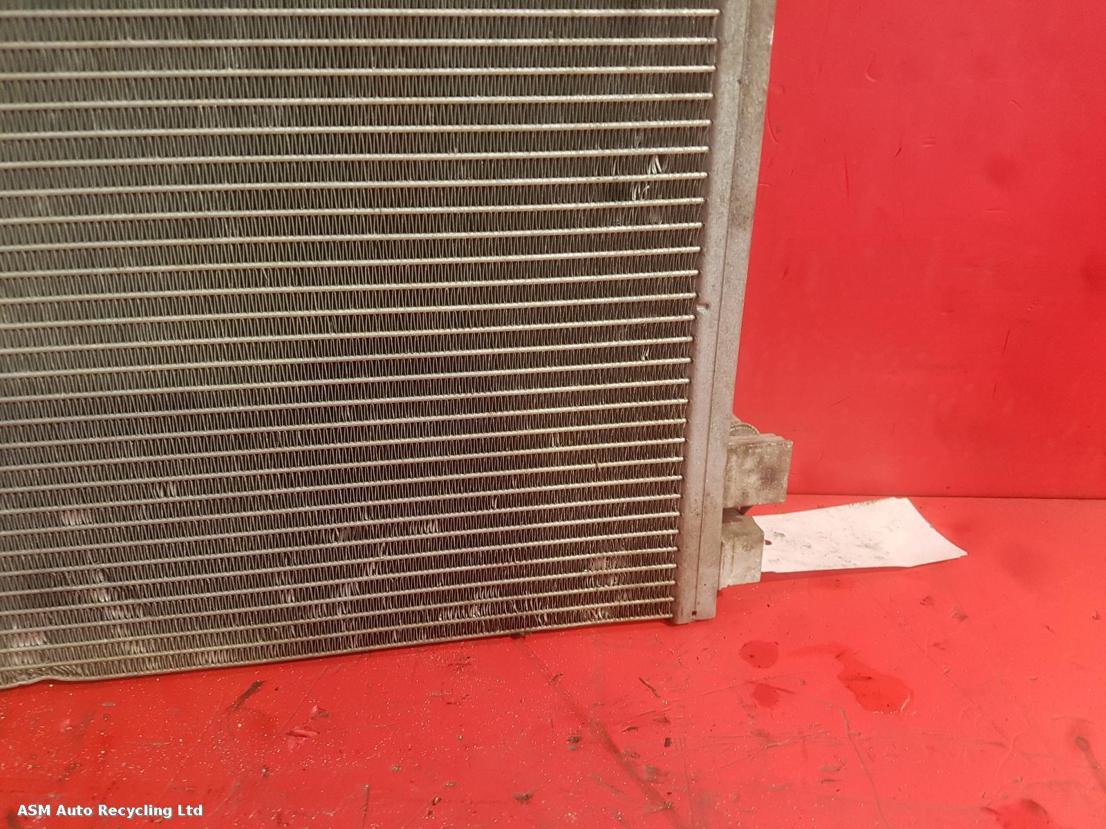 View Auto part Radiator Jaguar F-pace 2017