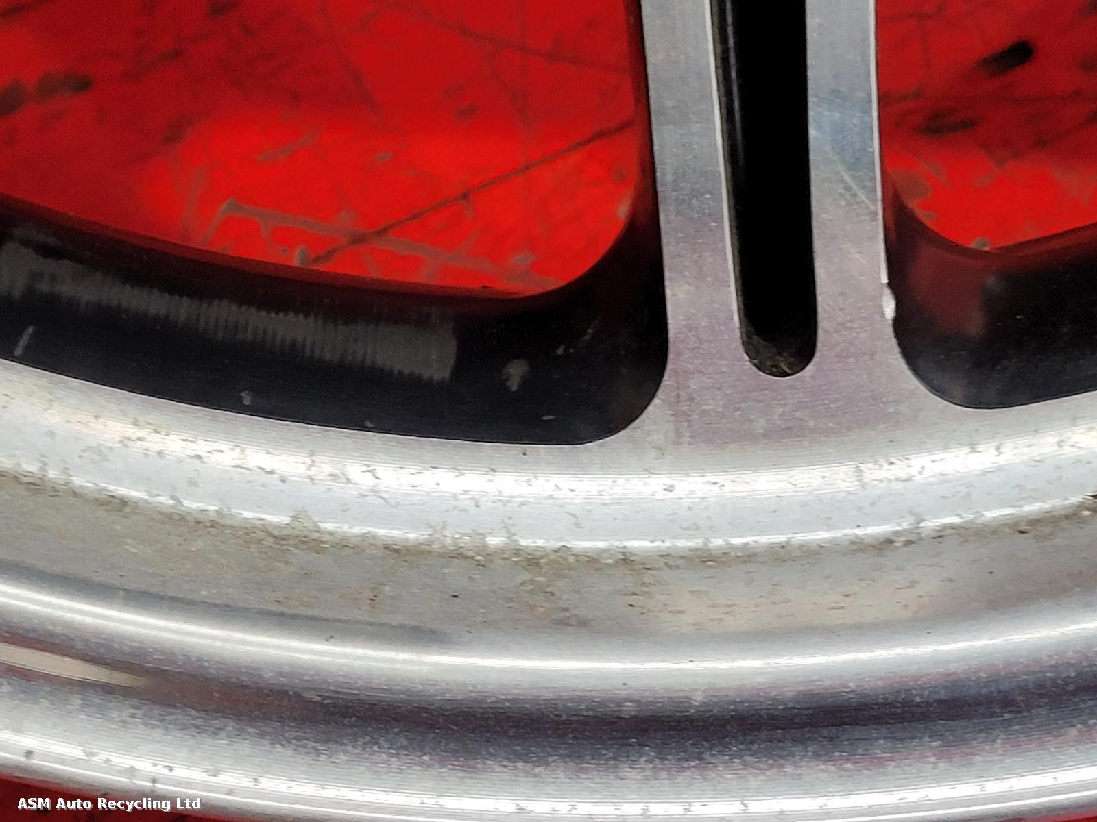 View Auto part Wheel Triumph Bonneville 2013
