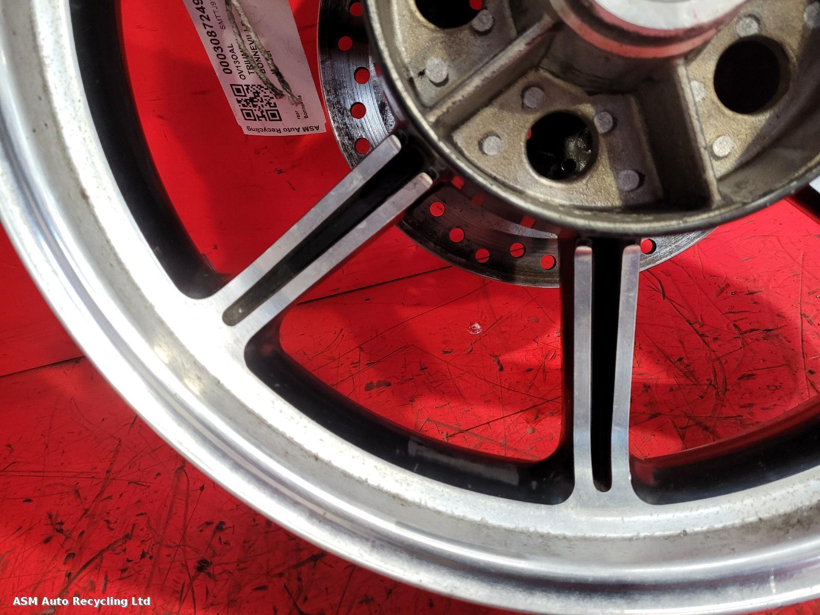 View Auto part Wheel Triumph Bonneville 2013