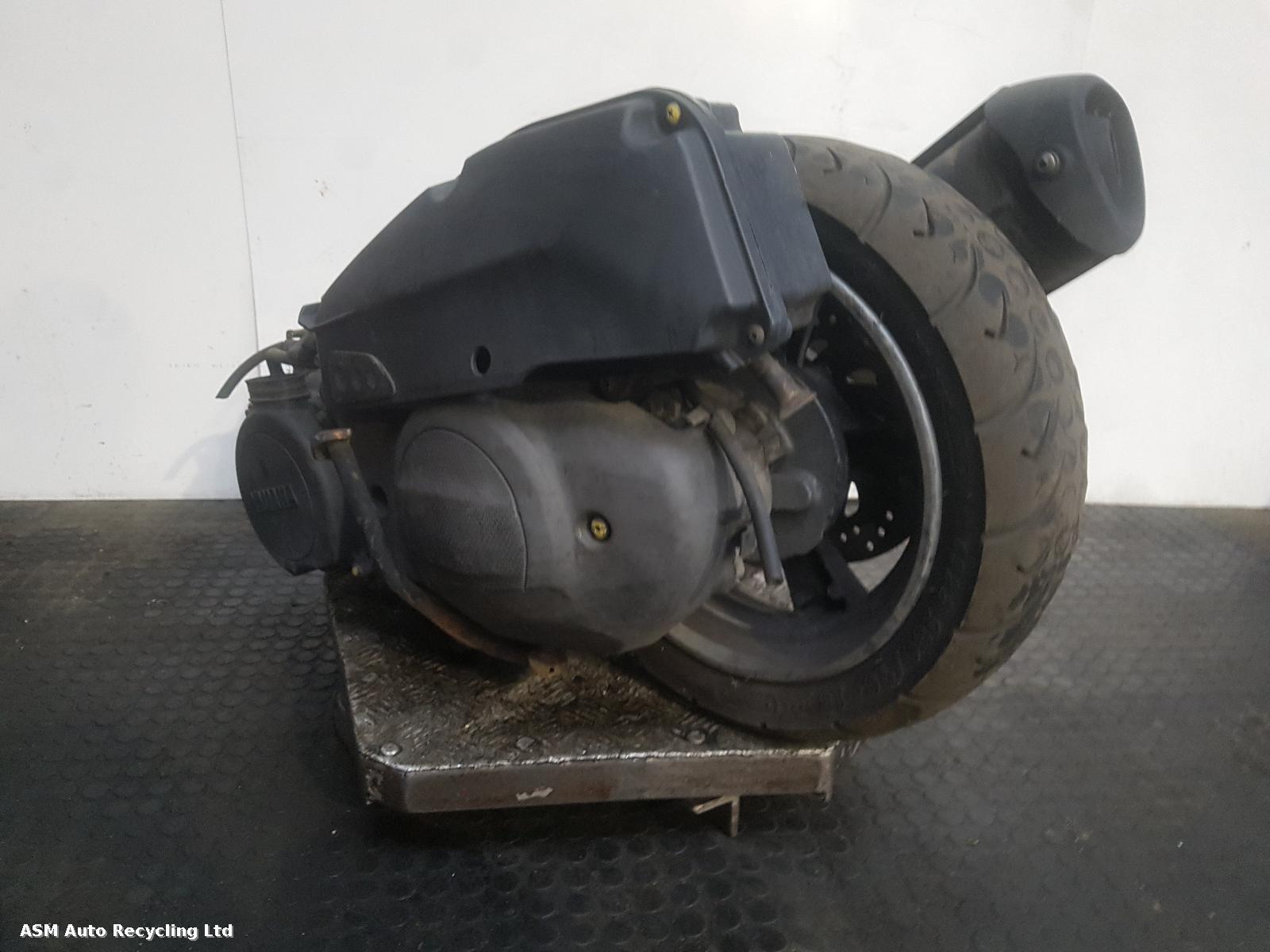 View Auto part Engine Yamaha Majesty S 2015