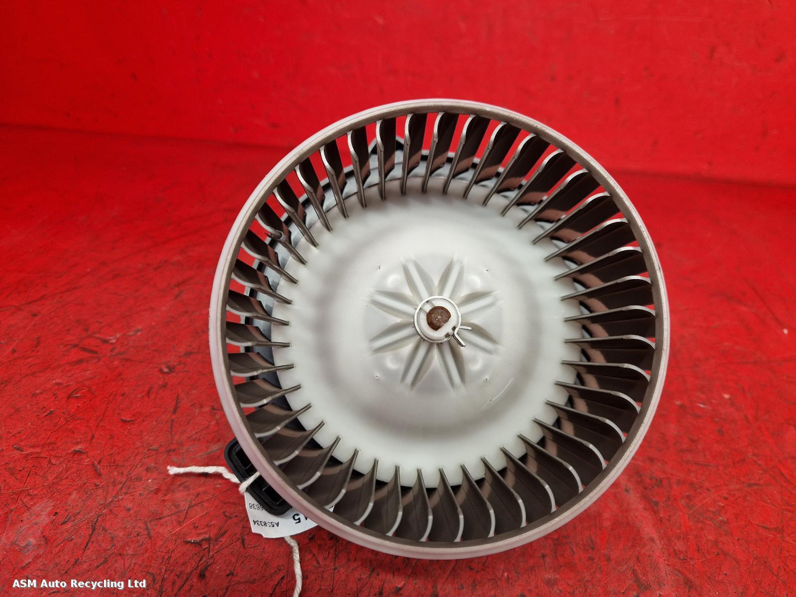 View Auto part Heater Motor/Assembly Hyundai I40 2013