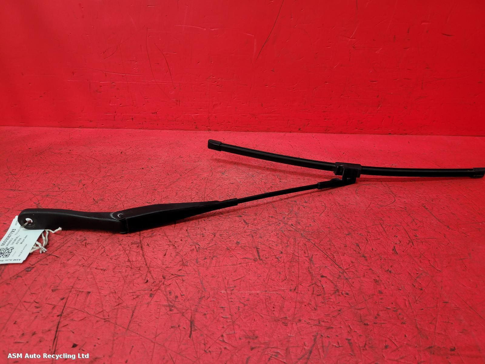 View Auto part Wiper Arm Vauxhall Astra 2009
