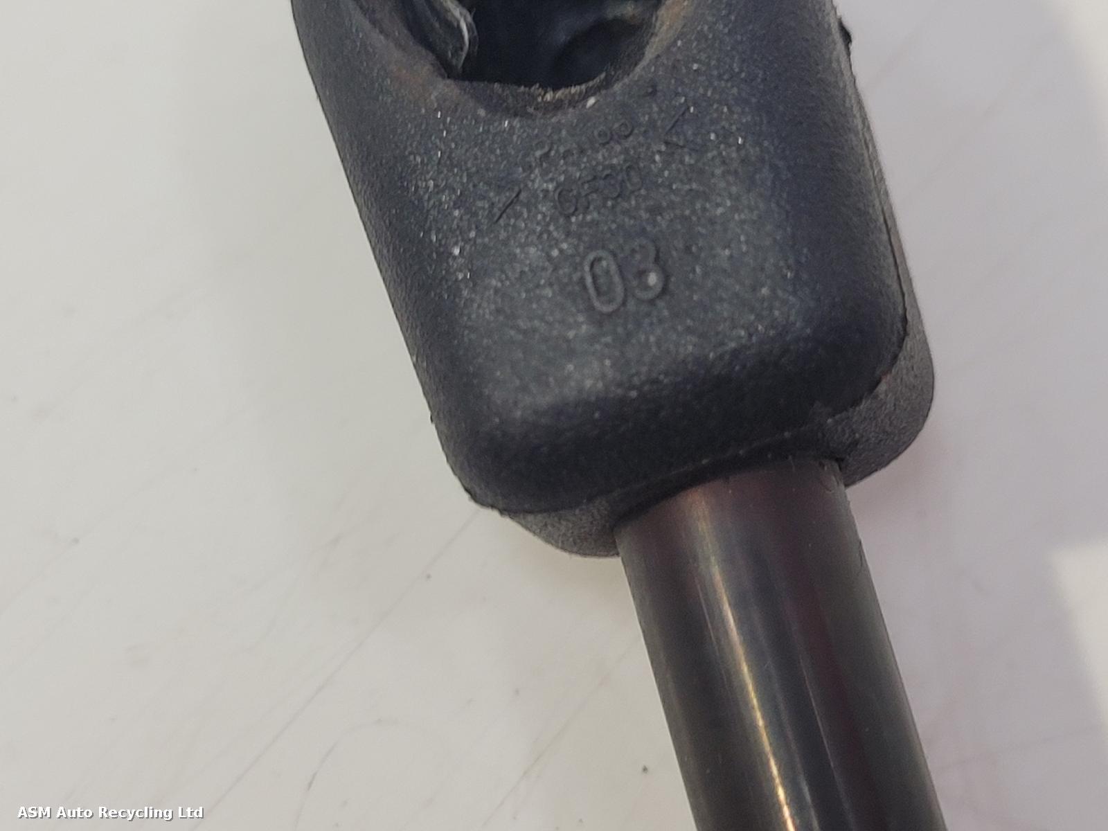 View Auto part Hatch Strut/Shock Mini (bmw) Mini 2003
