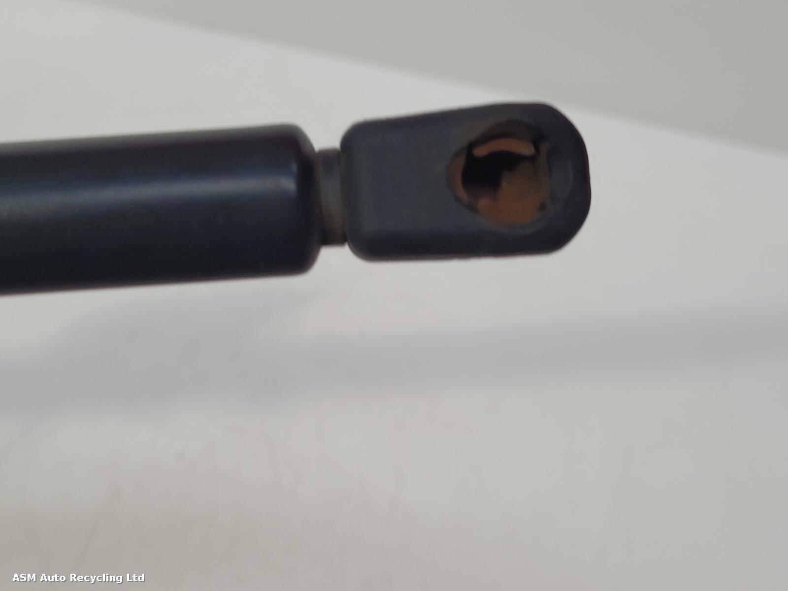 View Auto part Hatch Strut/Shock Mini (bmw) Mini 2003