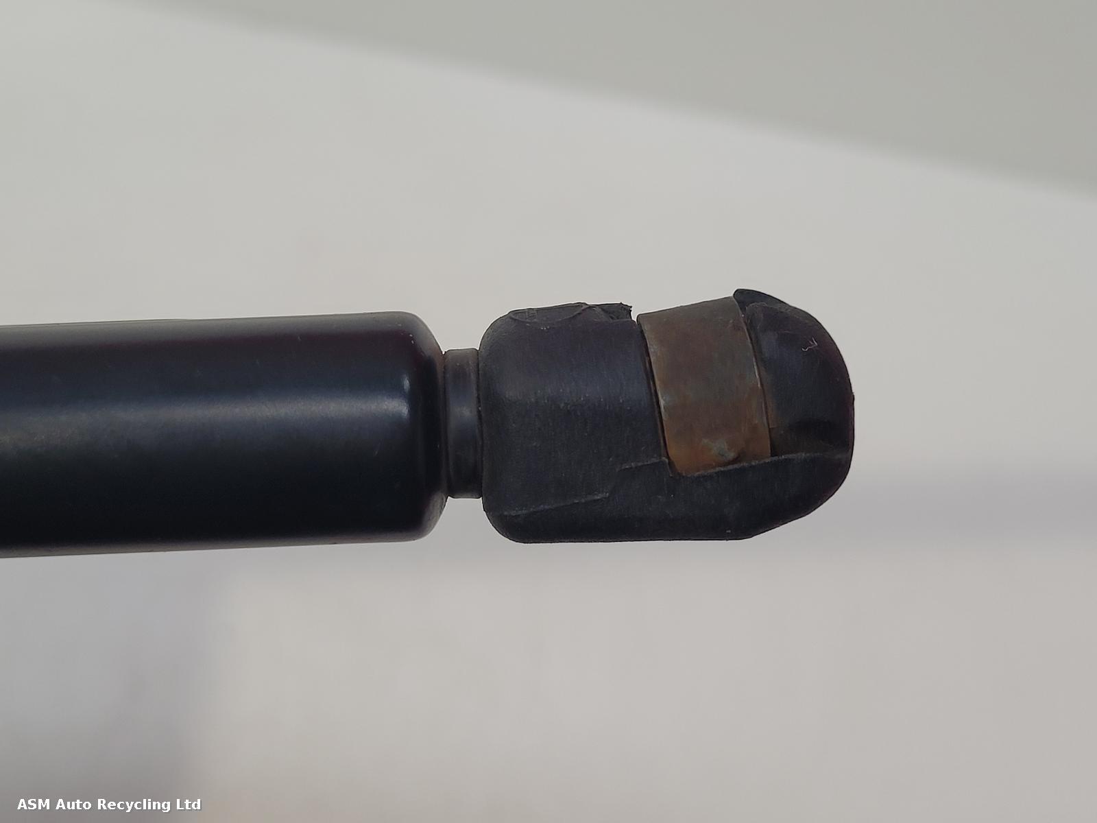 View Auto part Hatch Strut/Shock Mini (bmw) Mini 2003