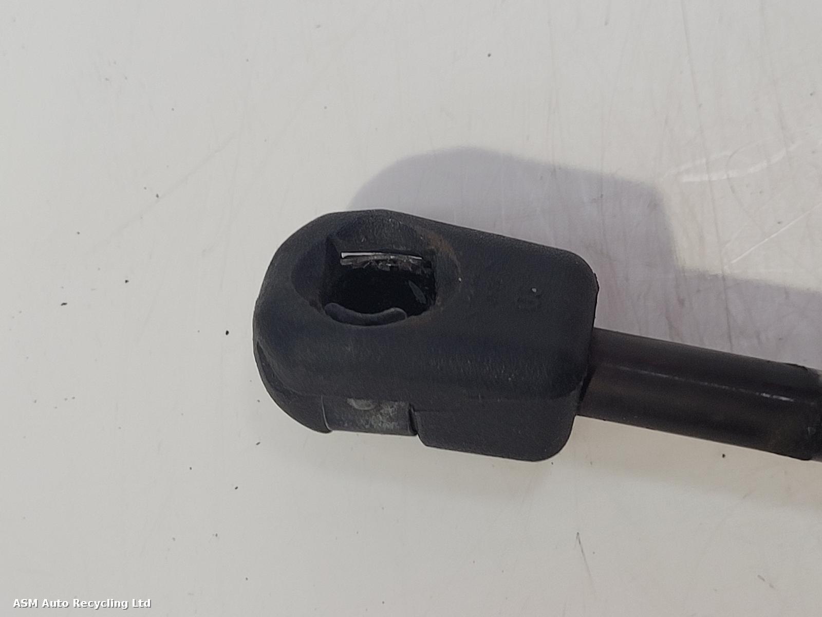 View Auto part Hatch Strut/Shock Mini (bmw) Mini 2003
