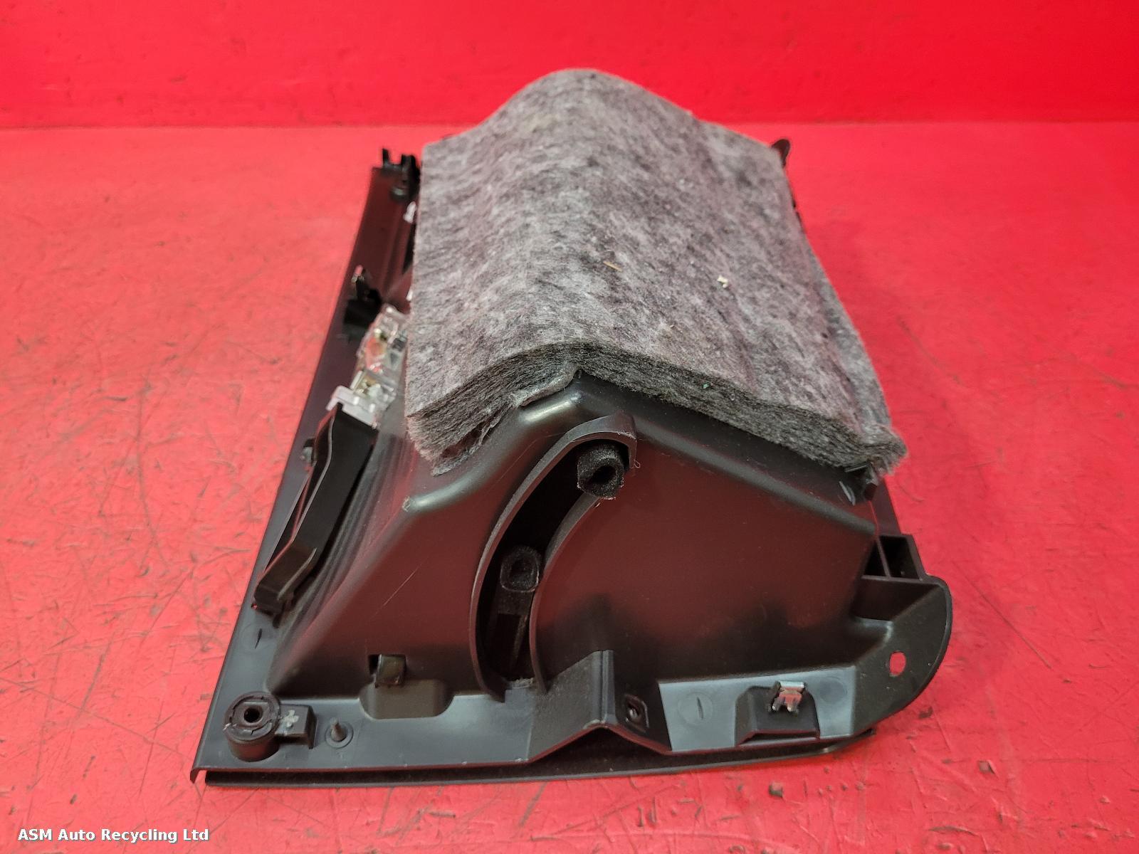 View Auto part Glove Box Vauxhall Zafira 2014