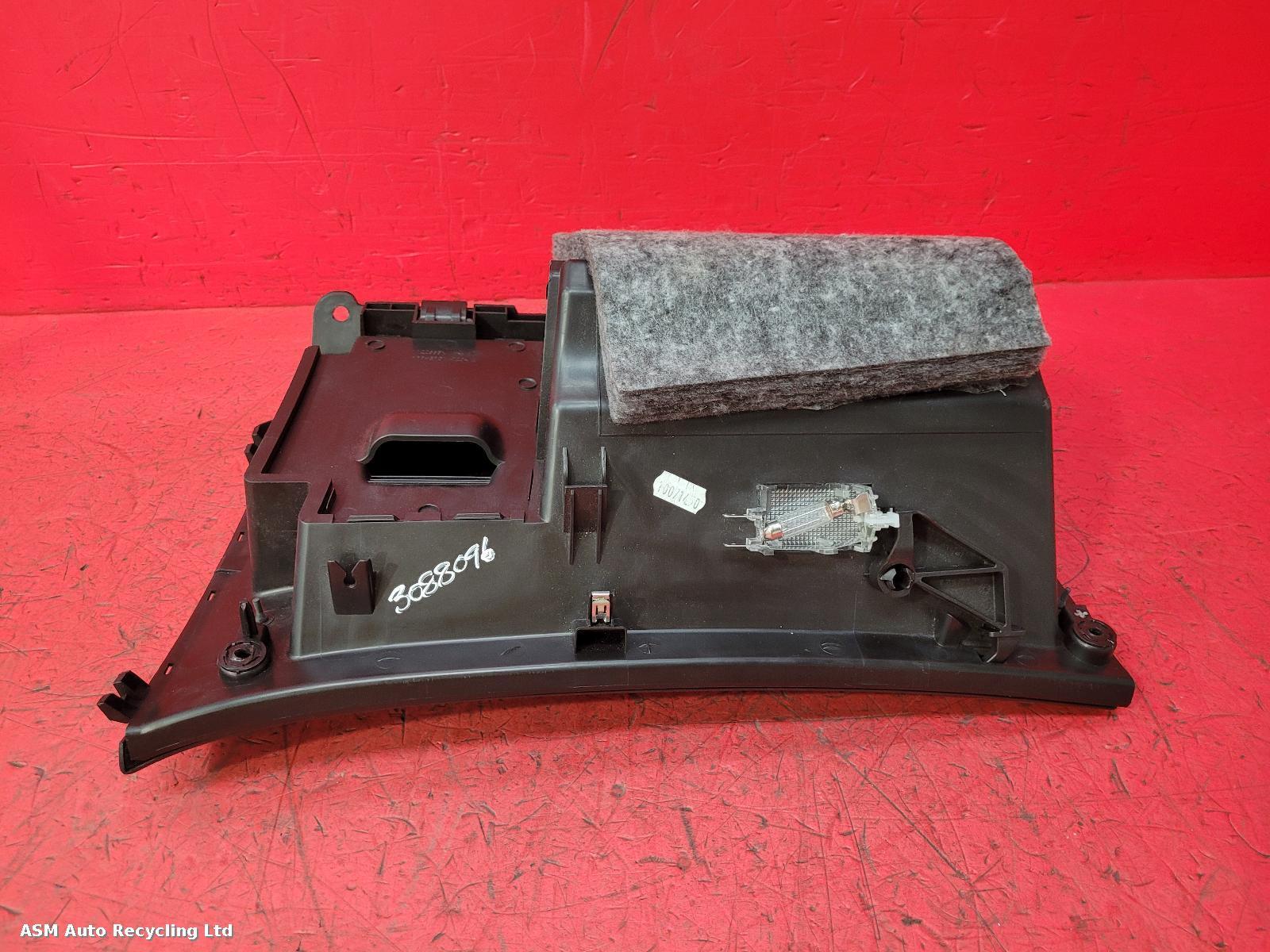 View Auto part Glove Box Vauxhall Zafira 2014