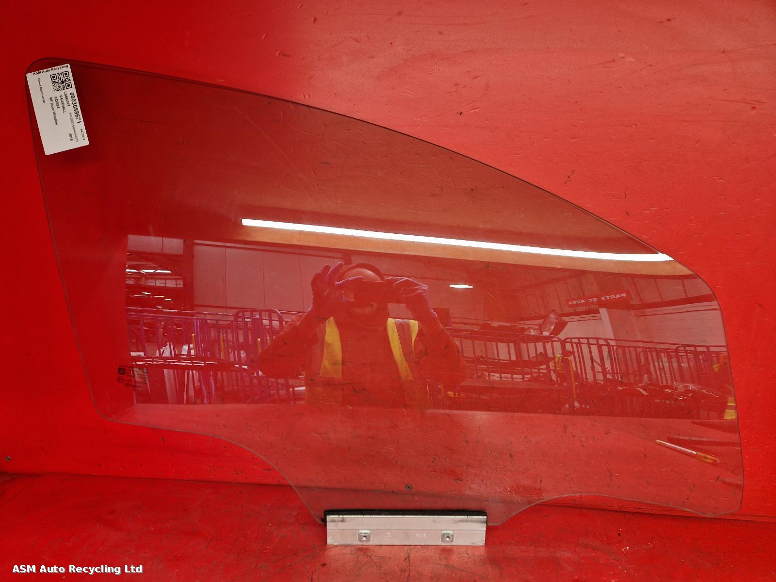 View Auto part RF Door Window Vauxhall Corsa 2016