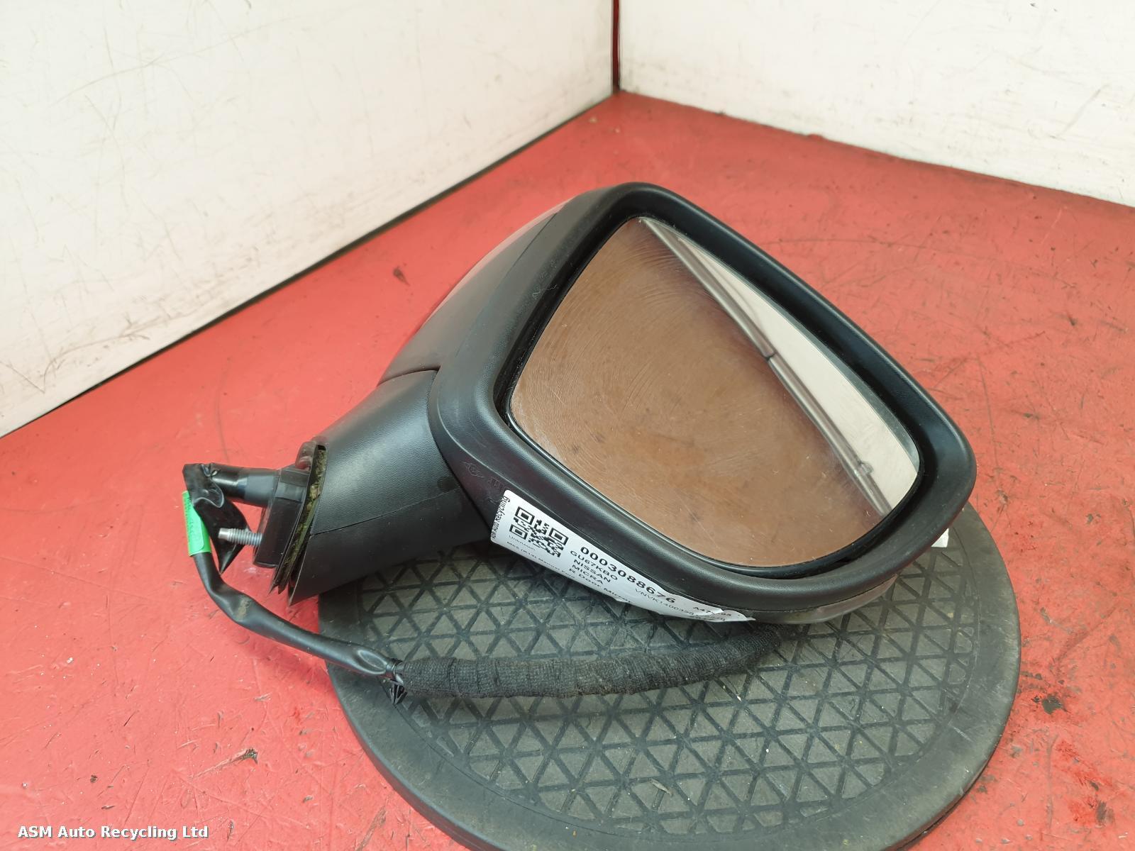View Auto part R Door Mirror Nissan Micra 2017