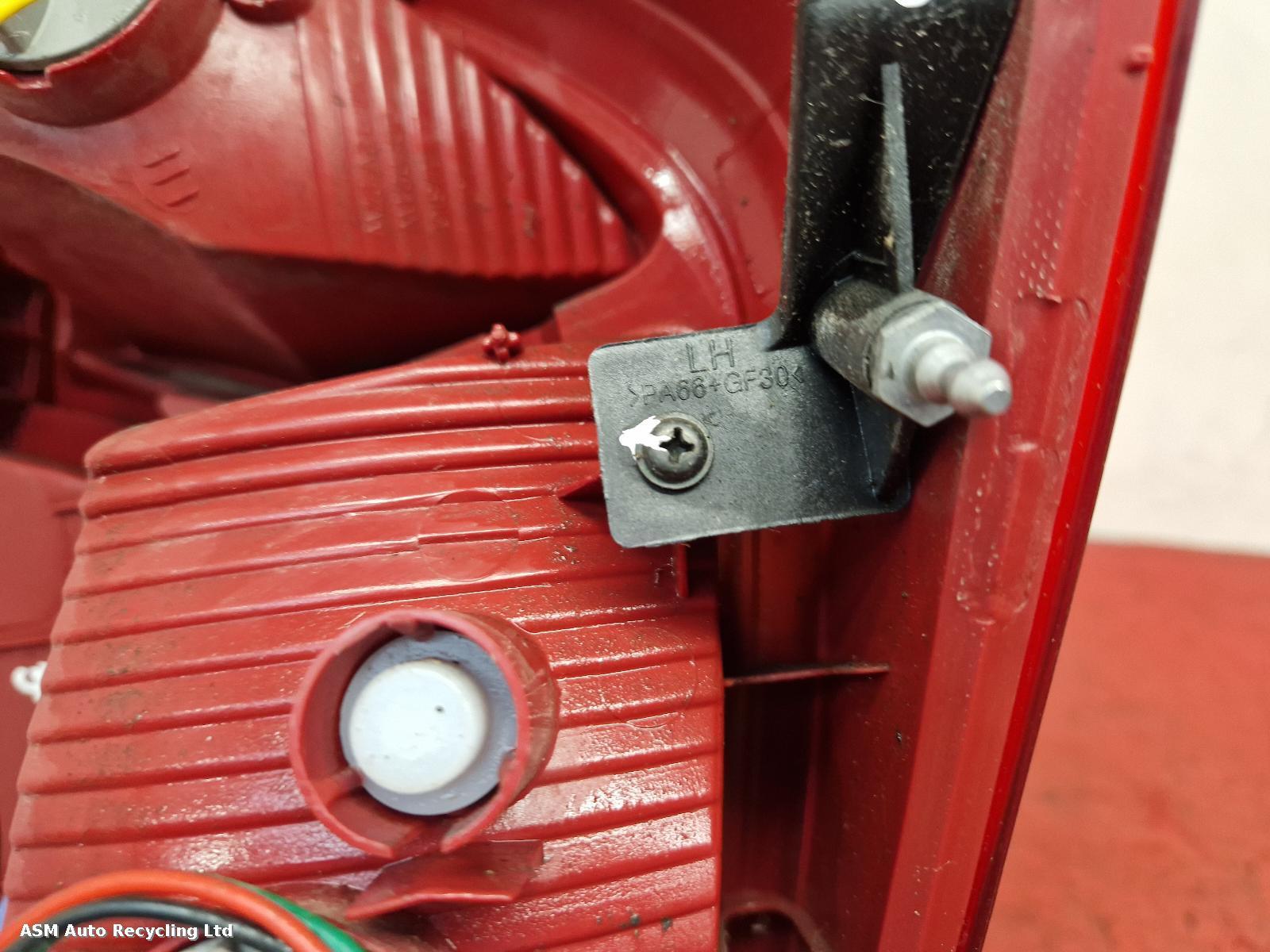View Auto part L Taillight Kia Picanto 2014