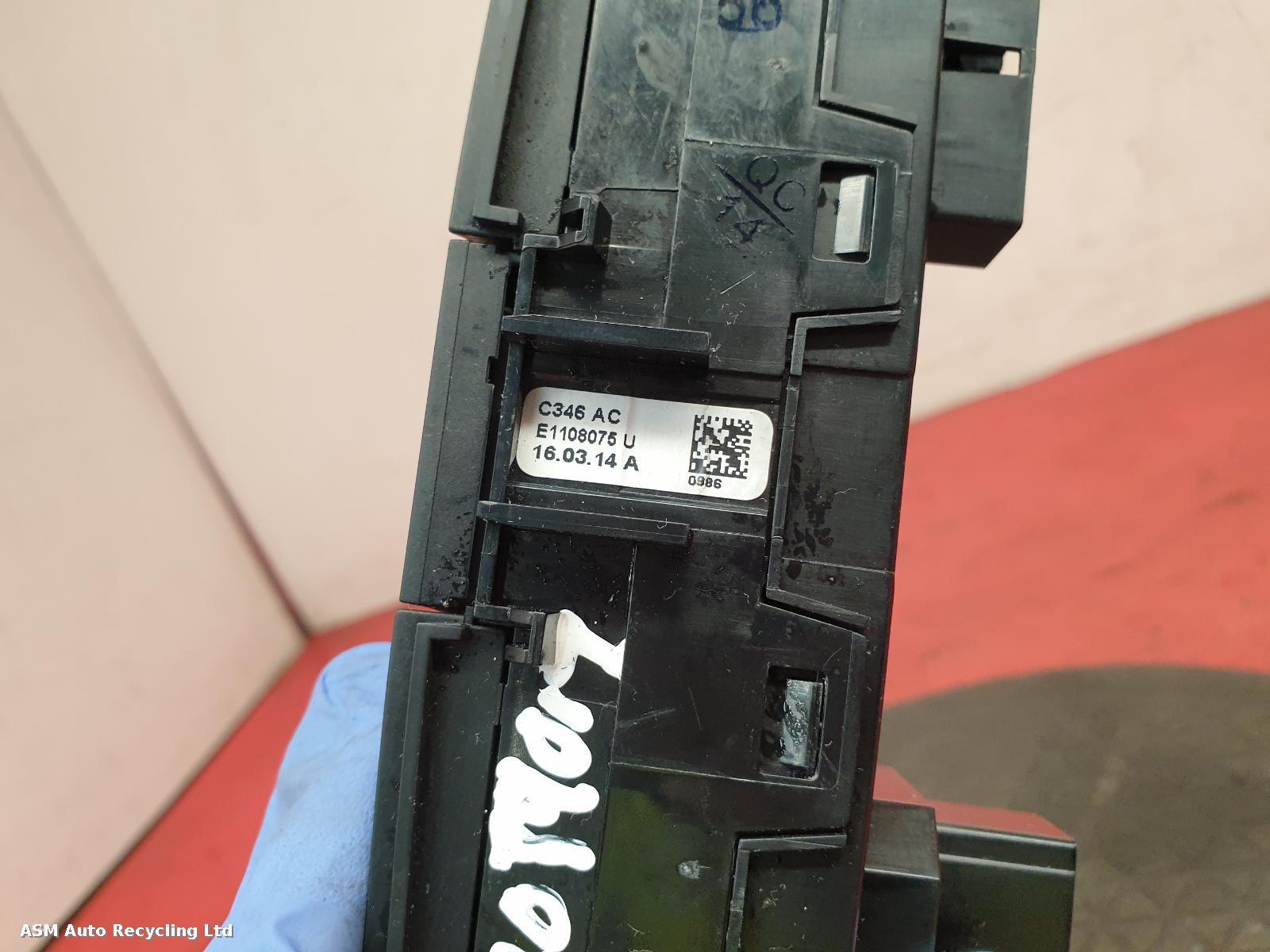 View Auto part Heater/AC Controller Ford Focus 2016