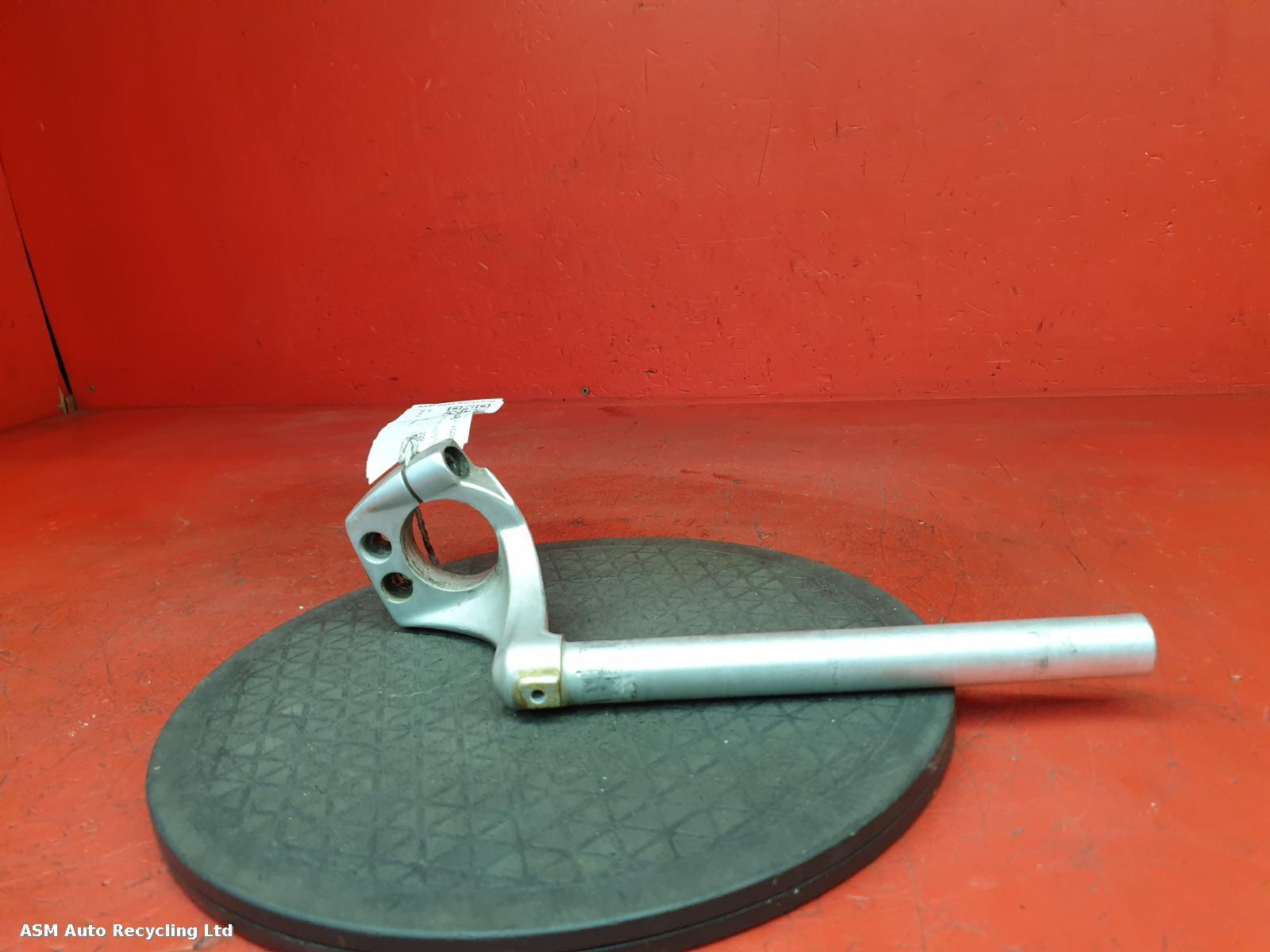 View Auto part Handle Bar Triumph Sprint St 2006