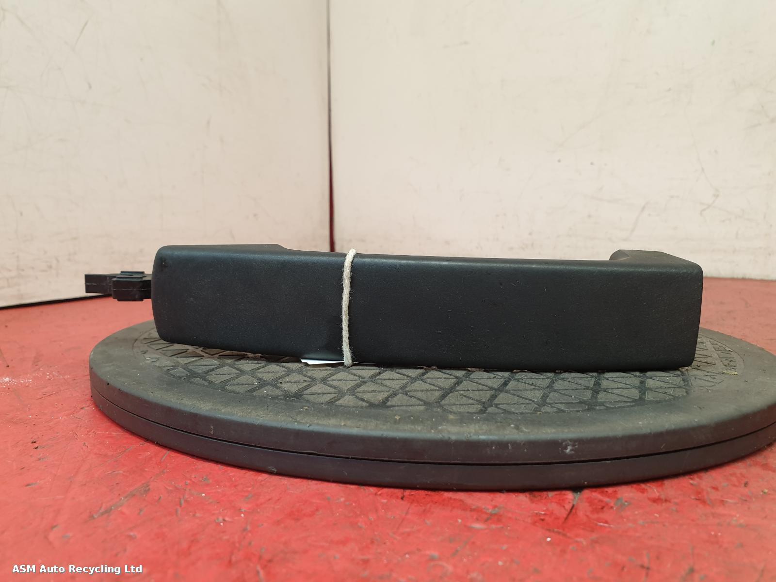 View Auto part Door Handle Land Rover Freelander 2008