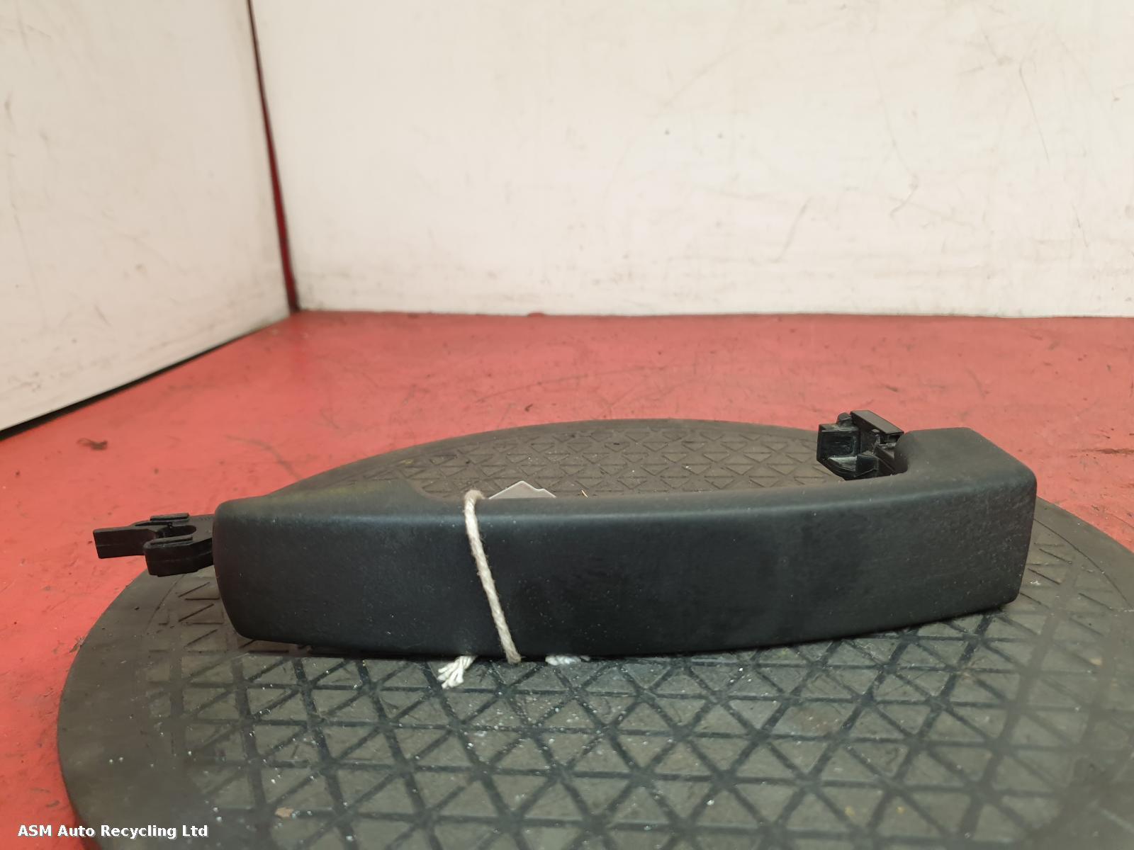 View Auto part Door Handle Land Rover Freelander 2008