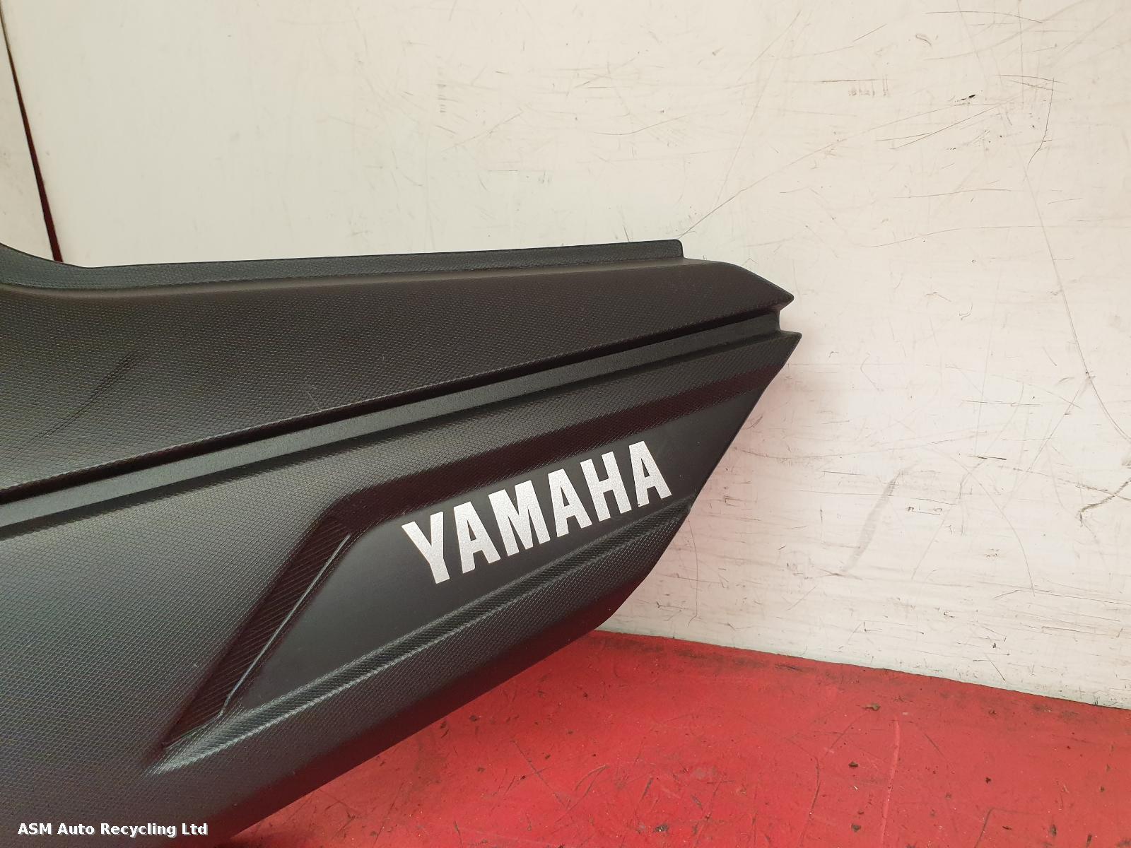 View Auto part Side Panel Left Yamaha Ys 125 2018