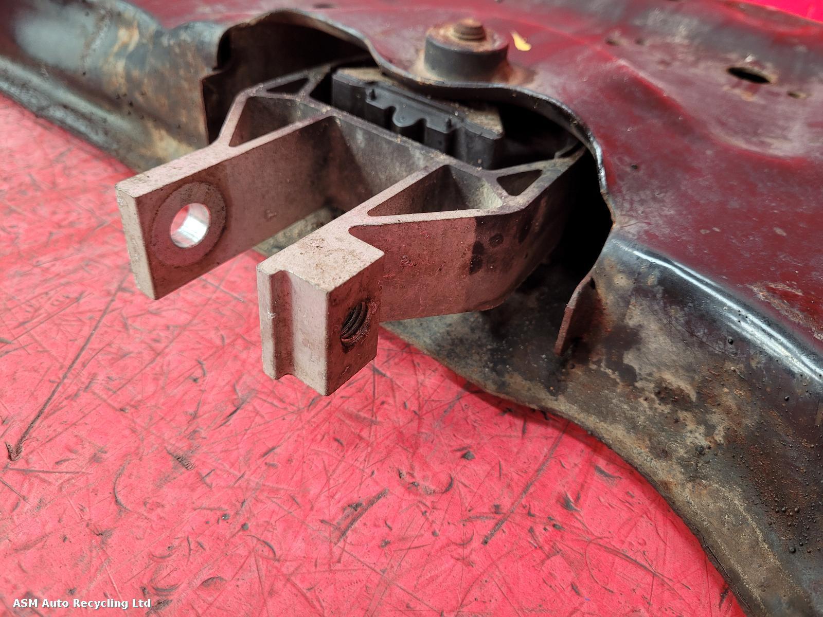 View Auto part Front Subframe Ford Focus 2016