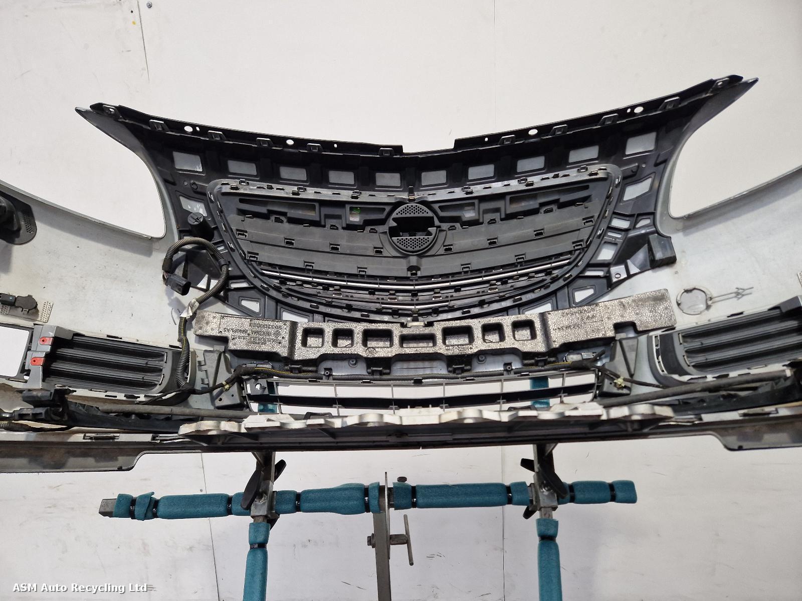 2011 Vauxhall Insignia Front Bumper View Auto part Front Bumper Vauxhall Insignia 2011