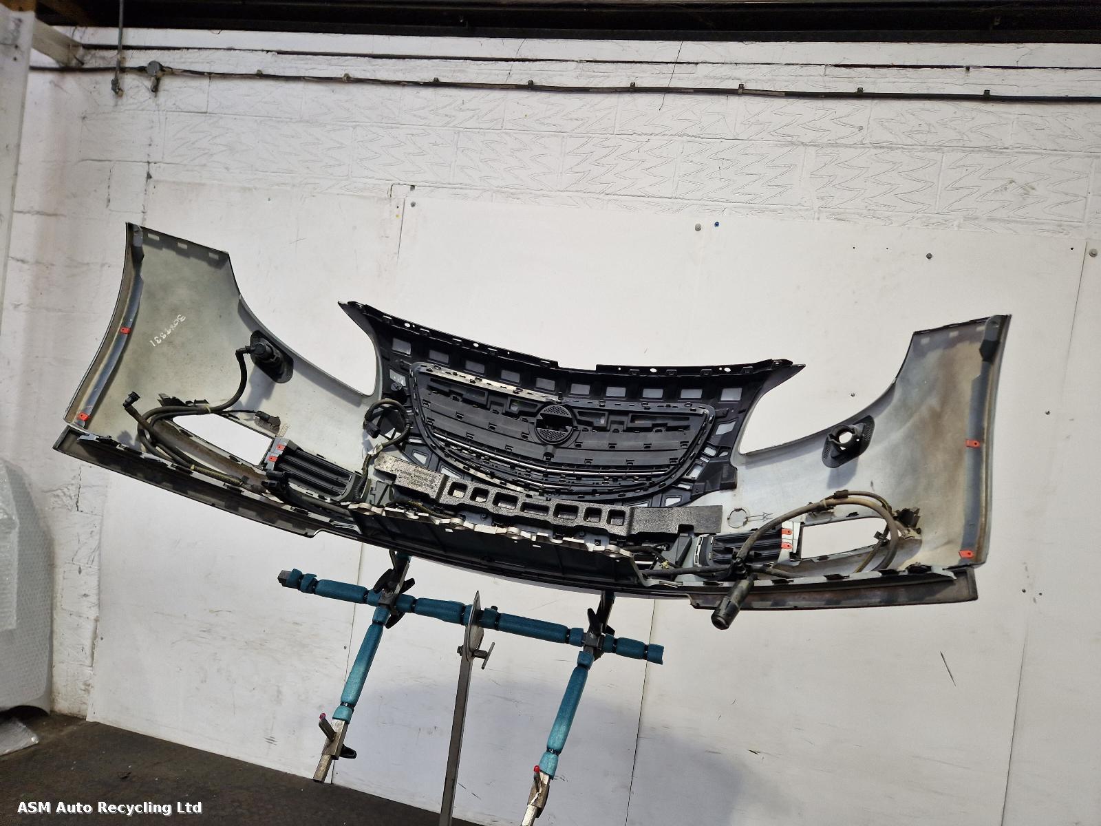 2011 Vauxhall Insignia Front Bumper View Auto part Front Bumper Vauxhall Insignia 2011