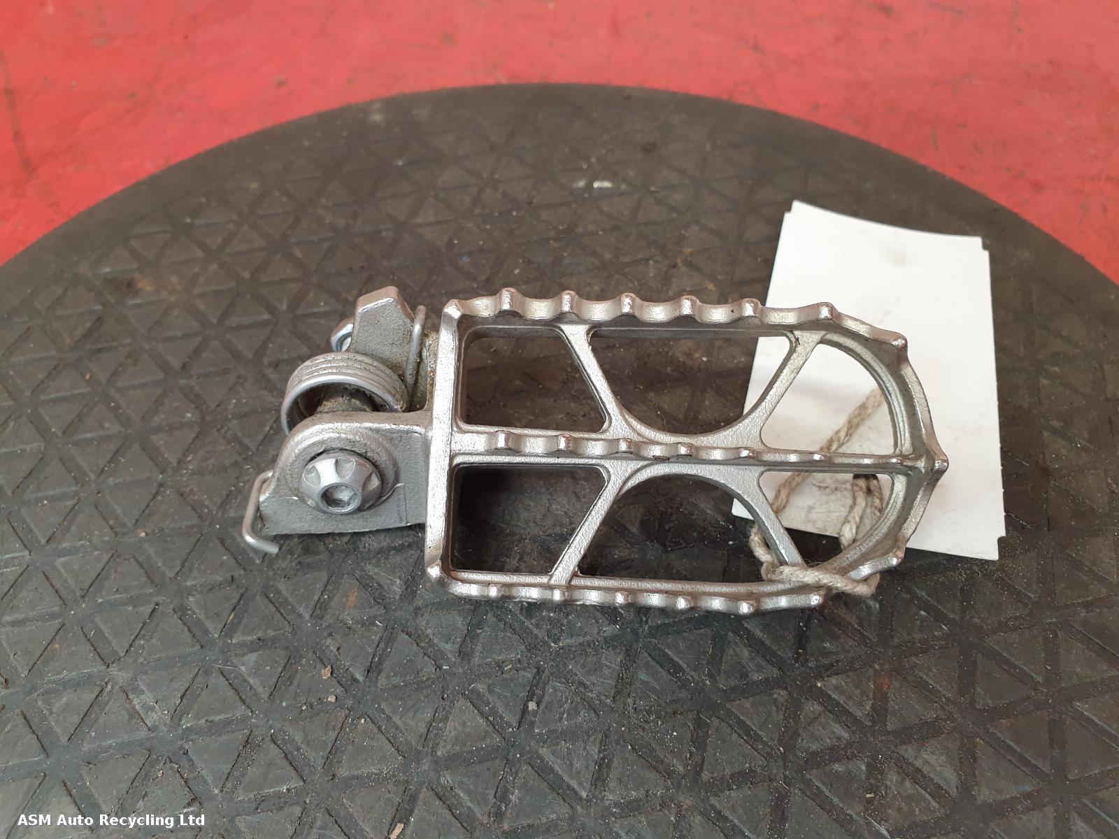 View Auto part Footpeg Herald Brat 125 2023